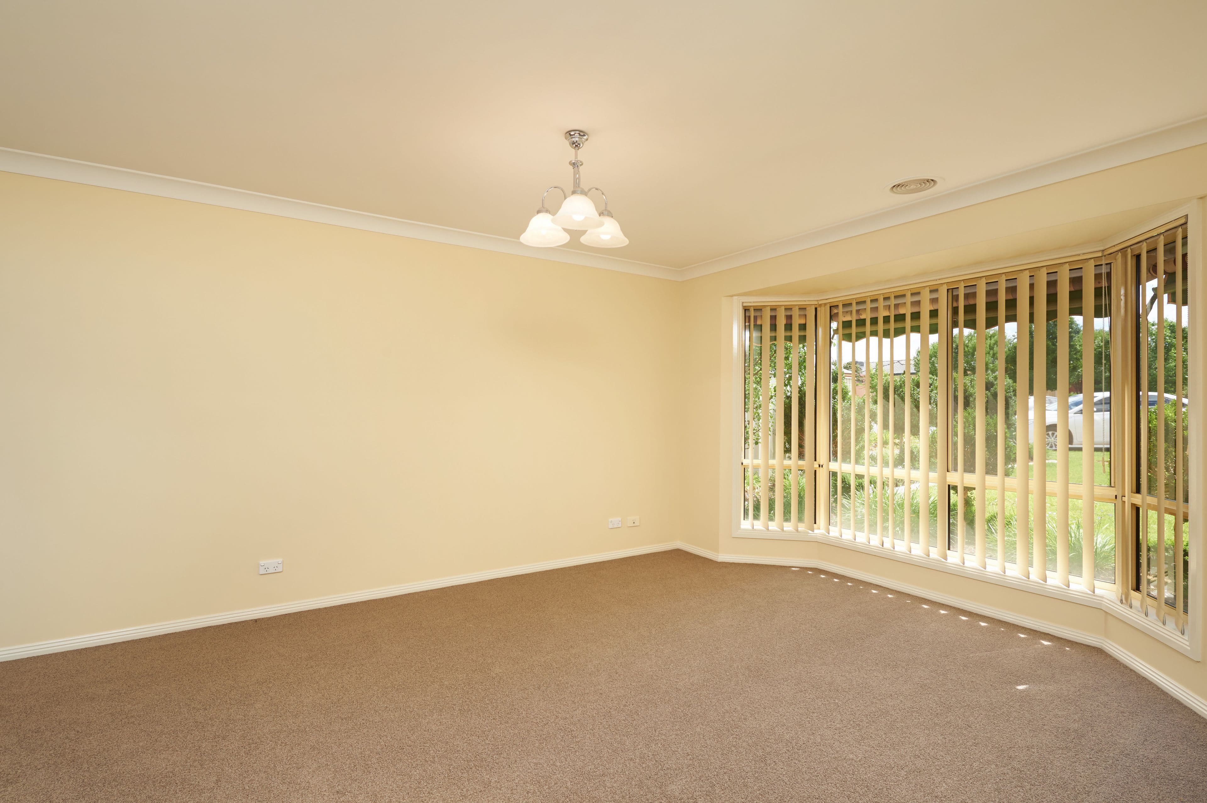 6 Yeomans Place, Kooringal NSW 2650, Kooringal - Thumbnail 2