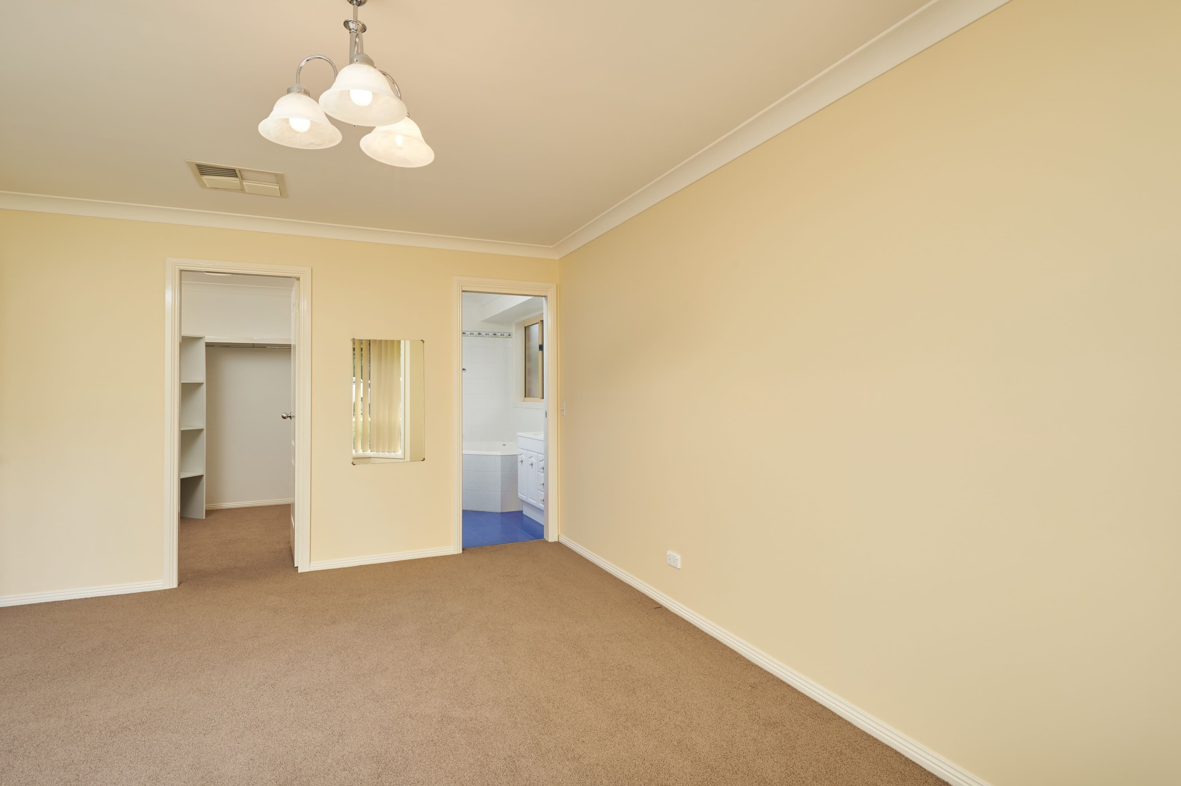 6 Yeomans Place, Kooringal NSW 2650, Kooringal - Thumbnail 3