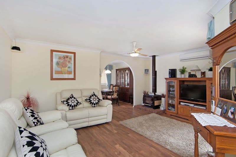 45 Premier Way, BATEAU BAY NSW 2261, Bateau Bay - Thumbnail 2