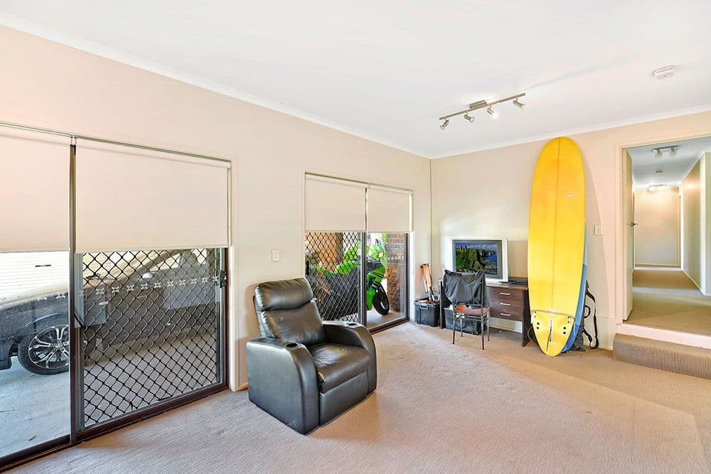 27 Warrigal Crescent, Ashmore QLD 4214, Ashmore - Thumbnail 8