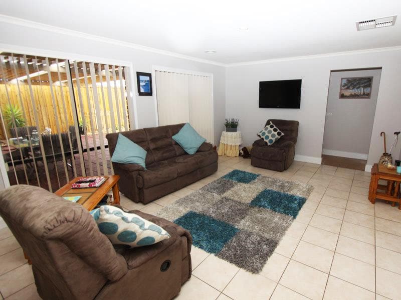 52 Ashton Crescent, Hoppers Crossing - Thumbnail 3