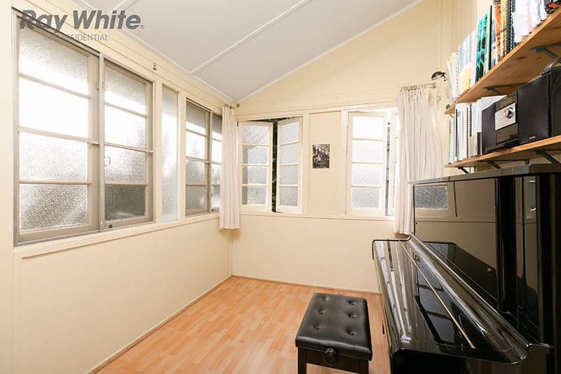 30 Fenton Street, FAIRFIELD QLD 4103, Fairfield - Thumbnail 8