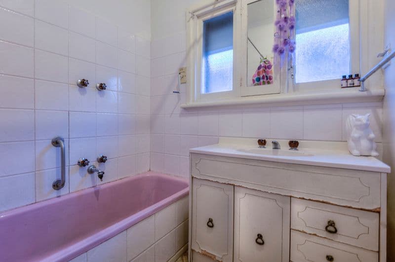 20 Liston Avenue, Reservoir VIC 3073, Reservoir - Thumbnail 5
