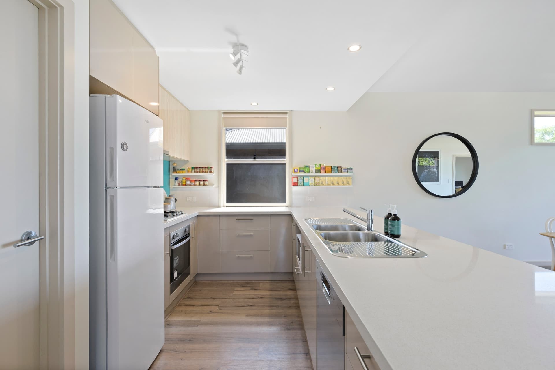 6 Old Belair Road (opposite Tolmer Court), Mitcham - Thumbnail 8