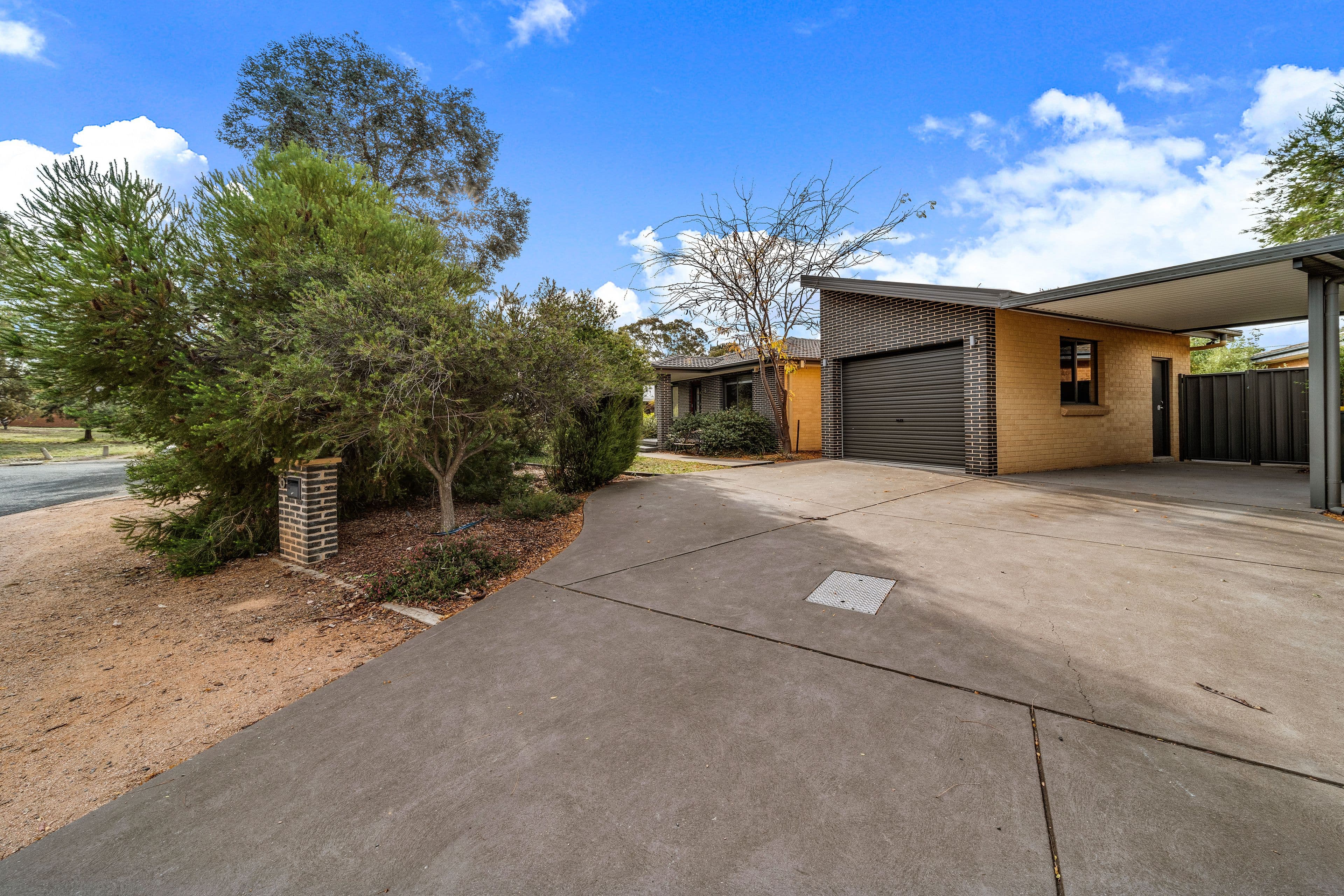 6 Bingara Place, Fisher ACT 2611, Fisher - Thumbnail 2