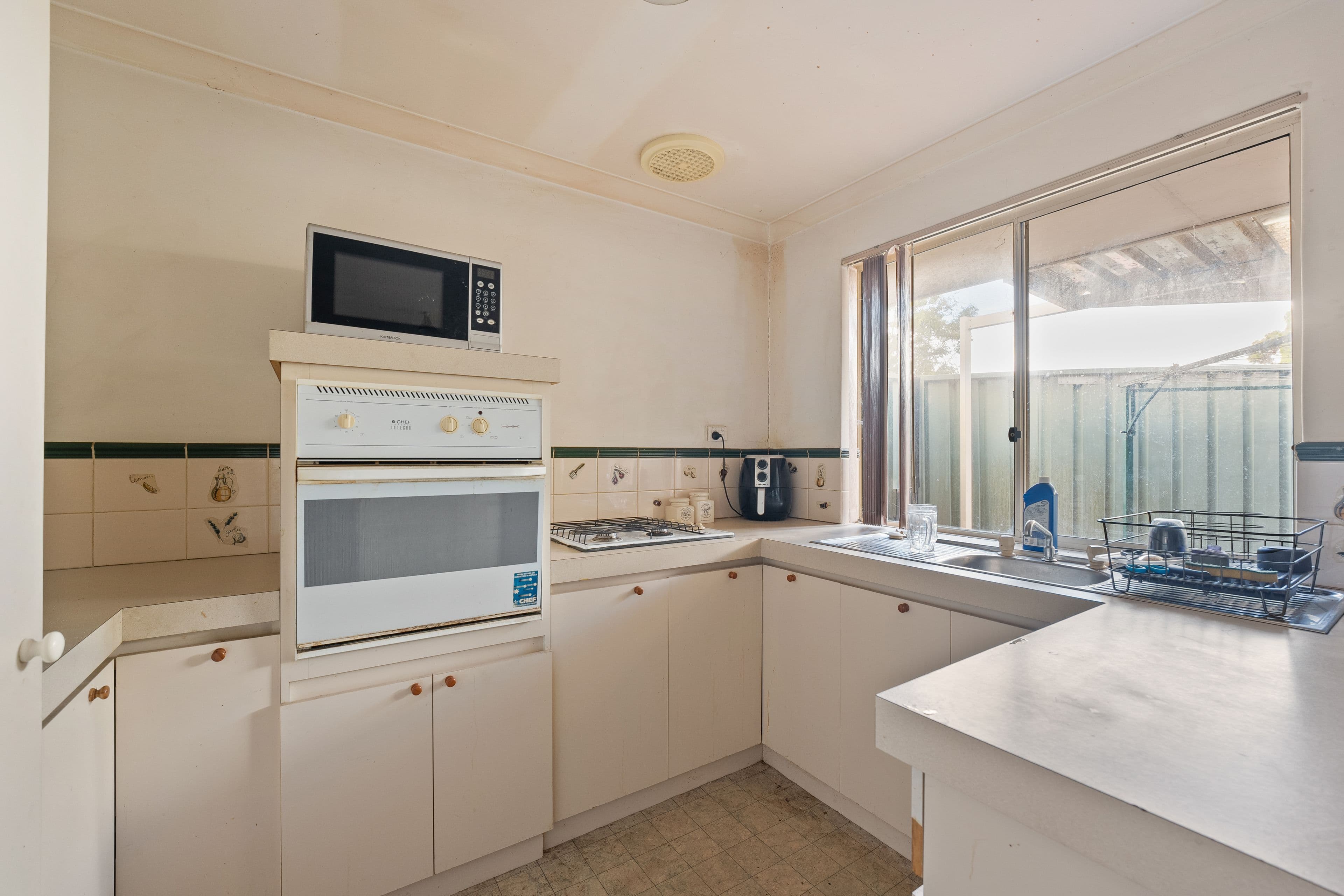 4 Dowling Street, Rockingham WA 6168, Rockingham - Thumbnail 6