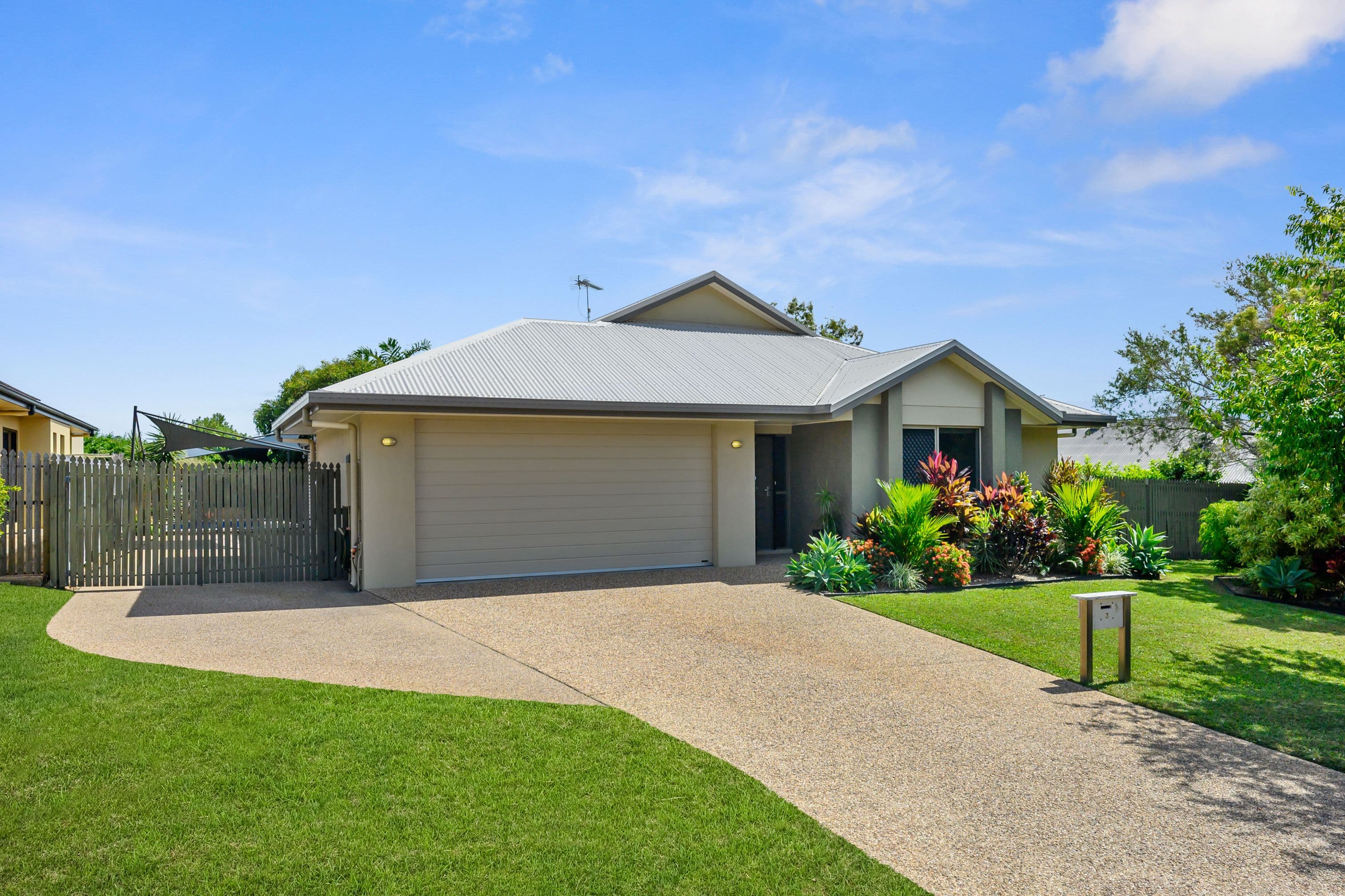 3 Minaret Way, Mount Louisa QLD 4814, Mount Louisa - Image 1