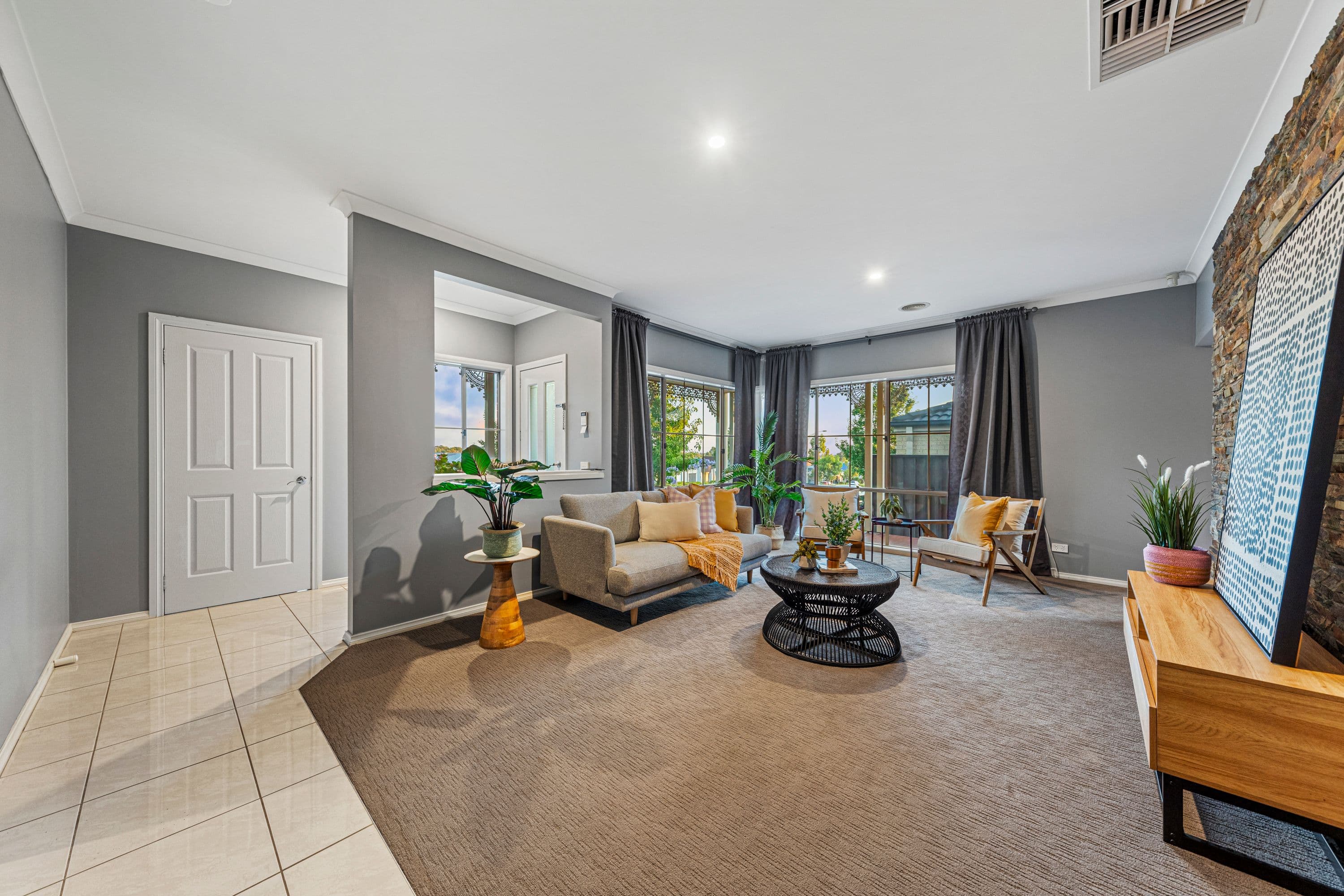 33 O'Brien Parade, Pakenham VIC 3810, Pakenham - Thumbnail 3