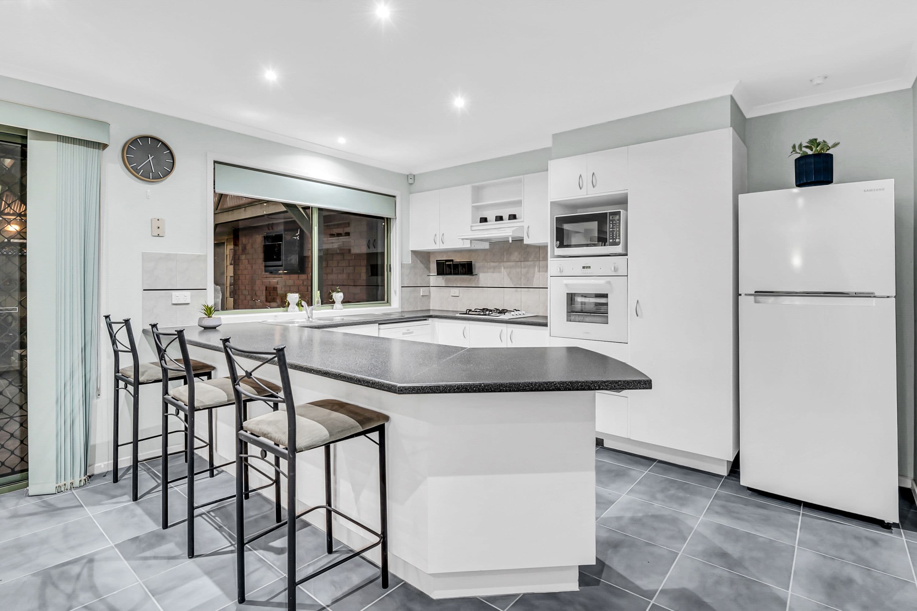 37 Riversdale Street, Craigieburn VIC 3064, Craigieburn - Thumbnail 5