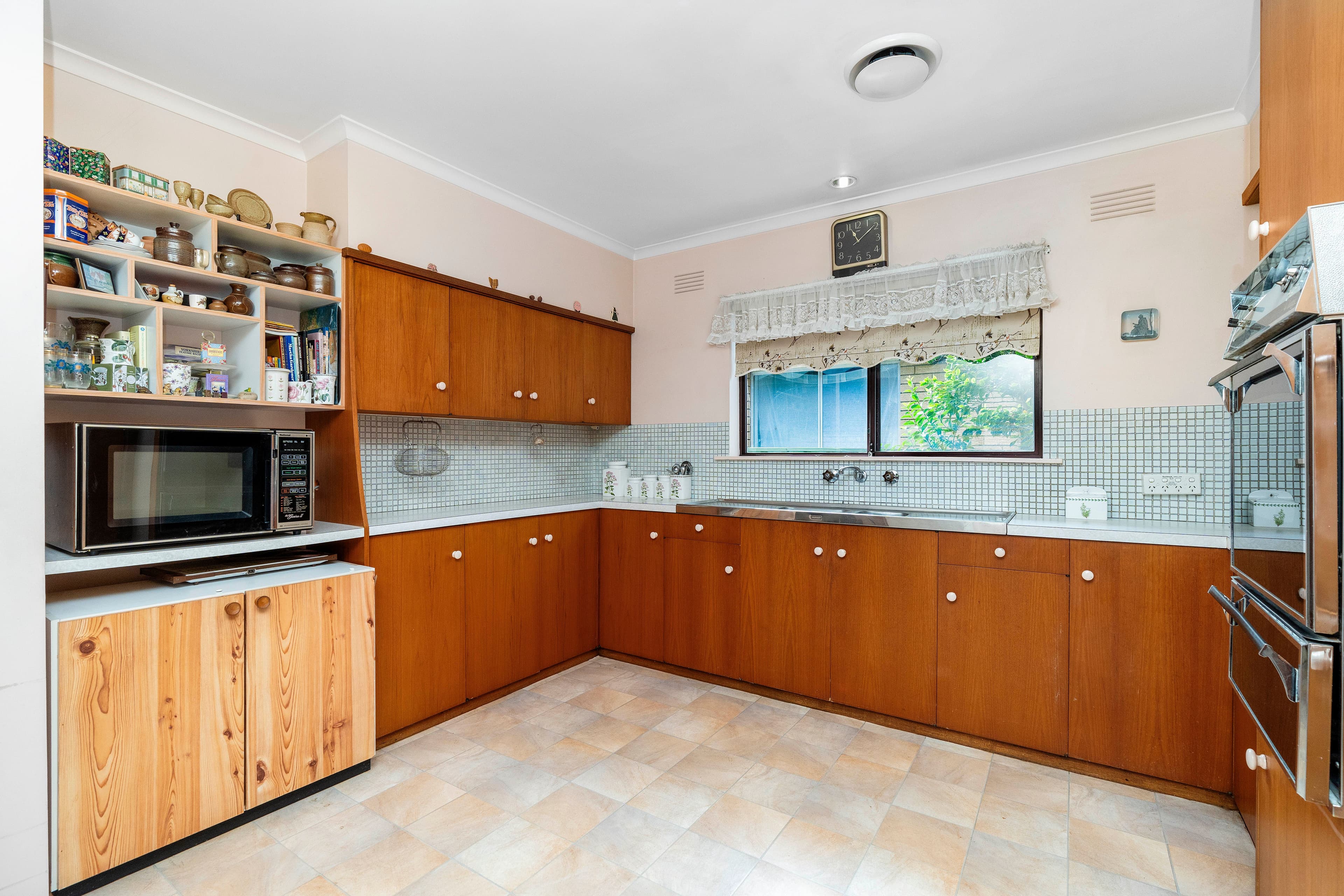 14 Cooinbil Crescent, Kooringal NSW 2650, Kooringal - Thumbnail 4