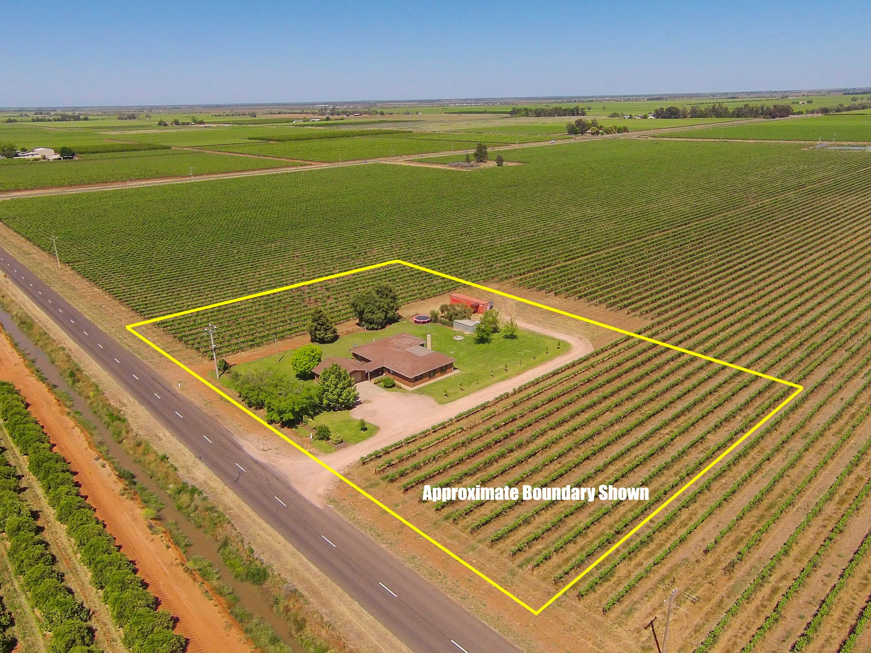 64 Murrumbidgee Avenue, Griffith - Image 1