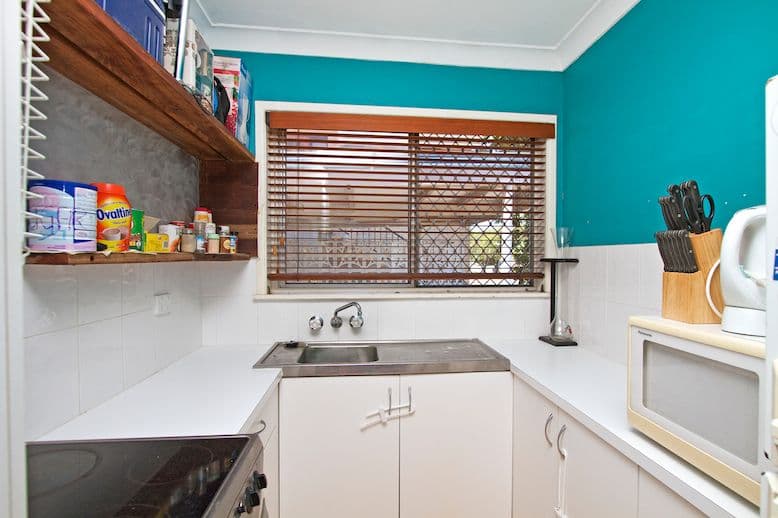 37 Coolangatta Road, KIRRA QLD 4225, Kirra - Thumbnail 3