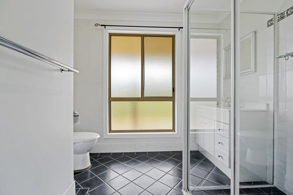 66 Greendale Crescent, Goulburn - Thumbnail 7