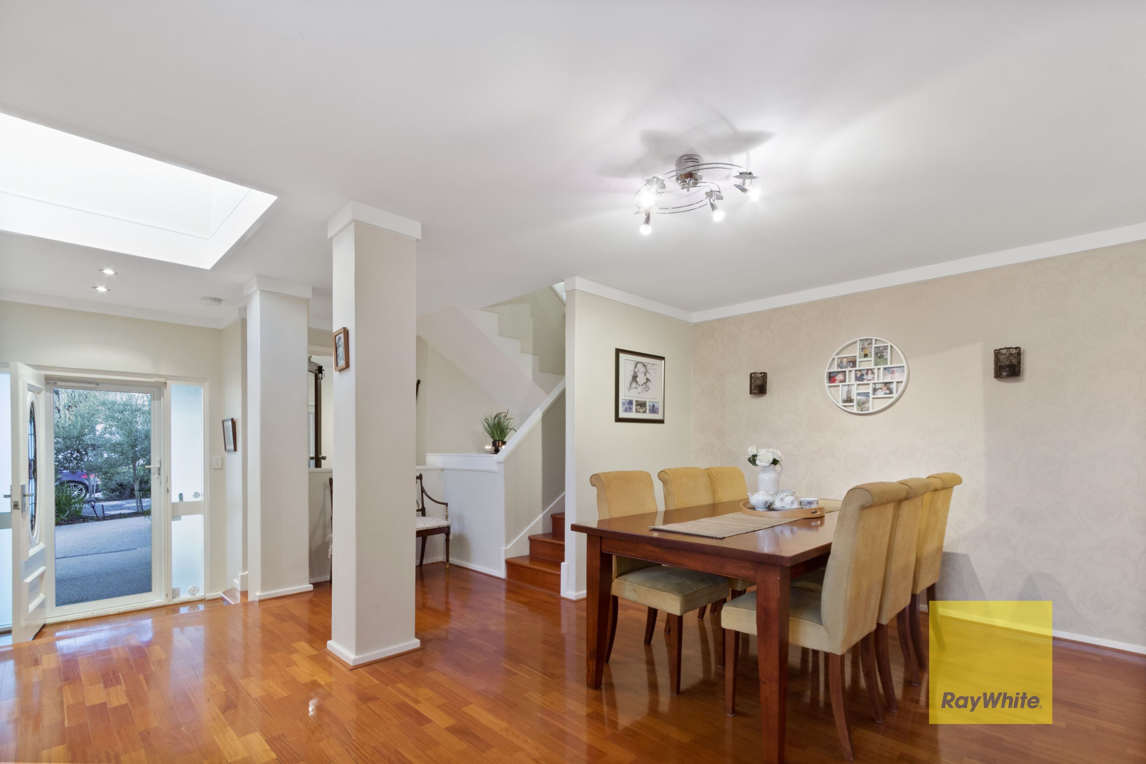 4 Cadiz Court, Sorrento WA 6020, Sorrento - Thumbnail 2
