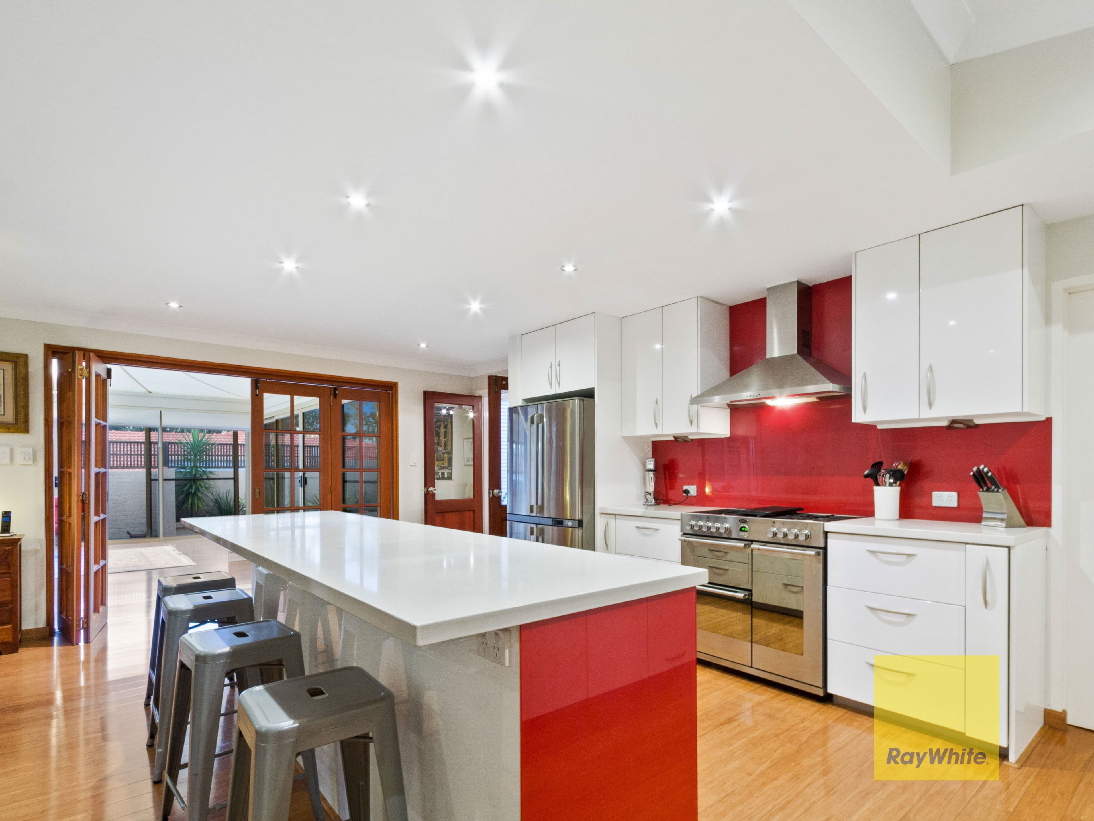 4 Cadiz Court, Sorrento WA 6020, Sorrento - Thumbnail 7