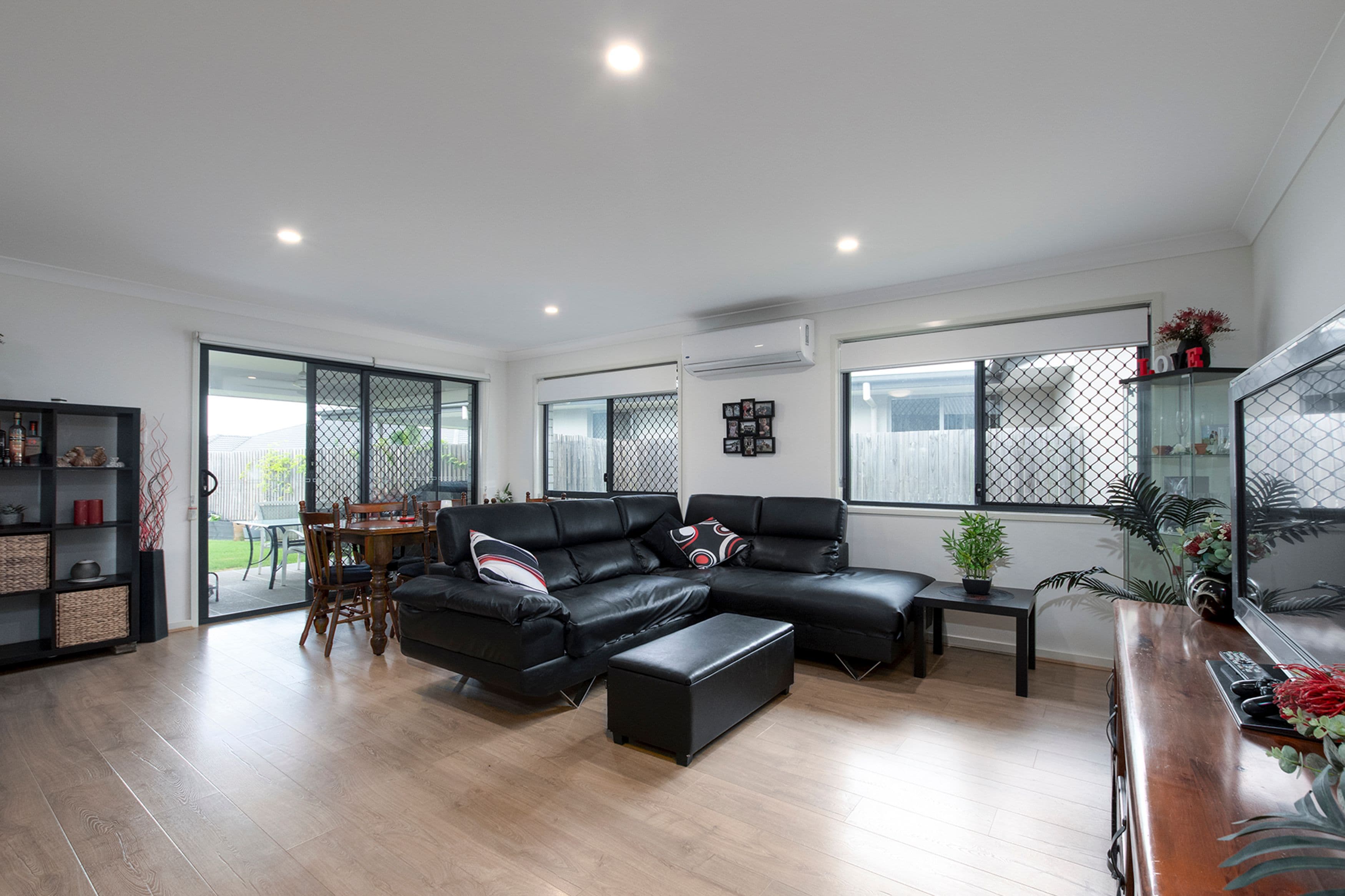 13 Jackson Place, Greenbank QLD 4124, Greenbank - Thumbnail 4