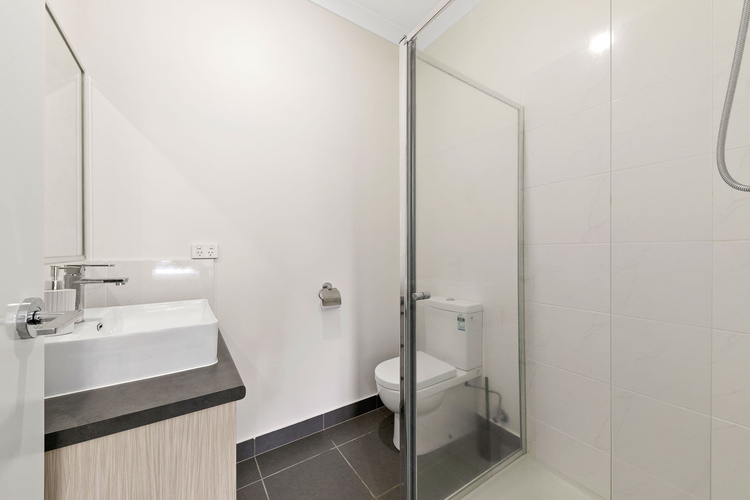 Unit 1 31 Hopetoun Road, Drouin VIC 3818, Drouin - Thumbnail 4