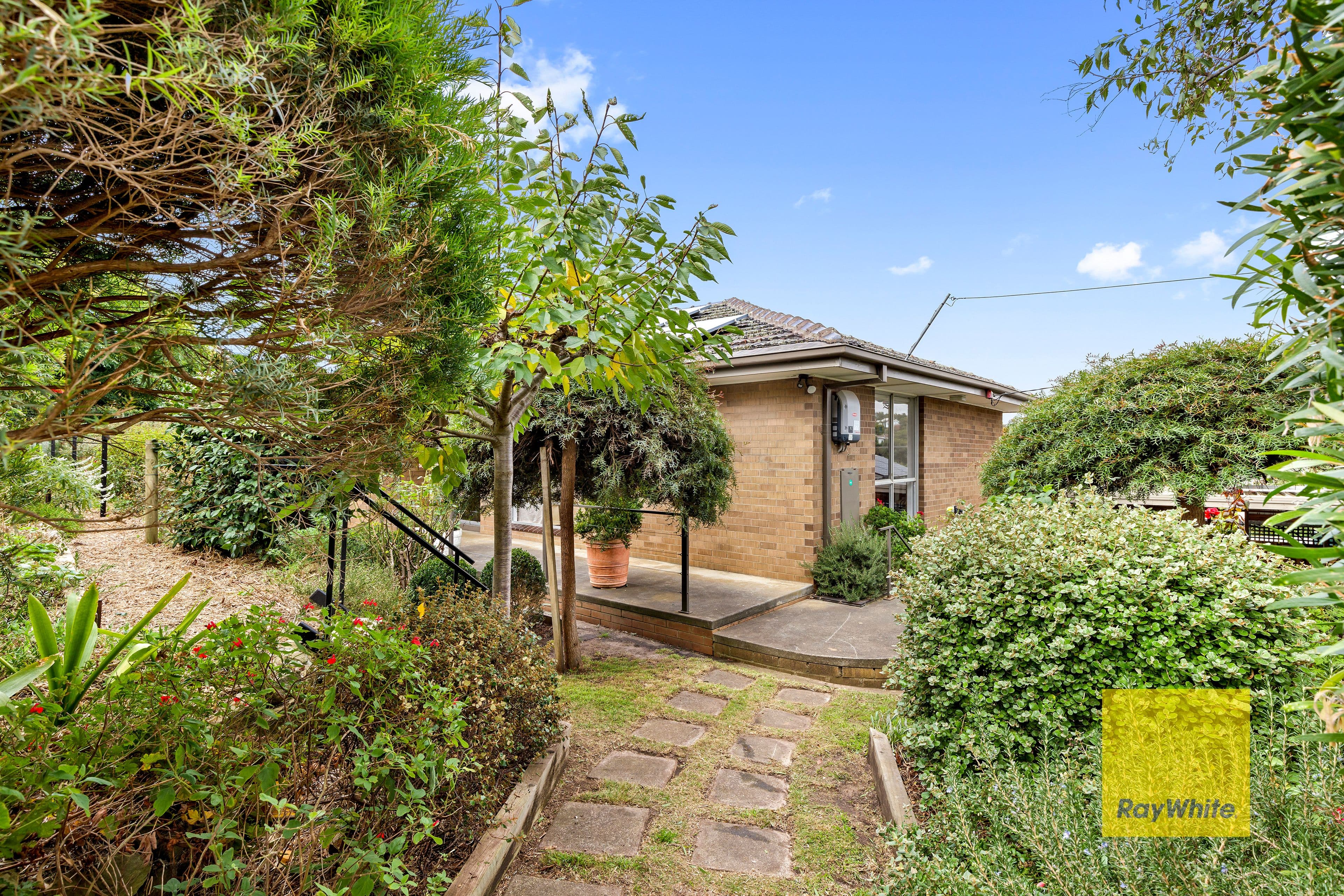 7 Greyfern Court, Highton VIC 3216, Highton - Image 1