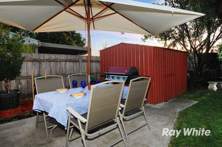 13 Caroline Crescent, CRANBOURNE WEST VIC 3977, Cranbourne West - Thumbnail 7