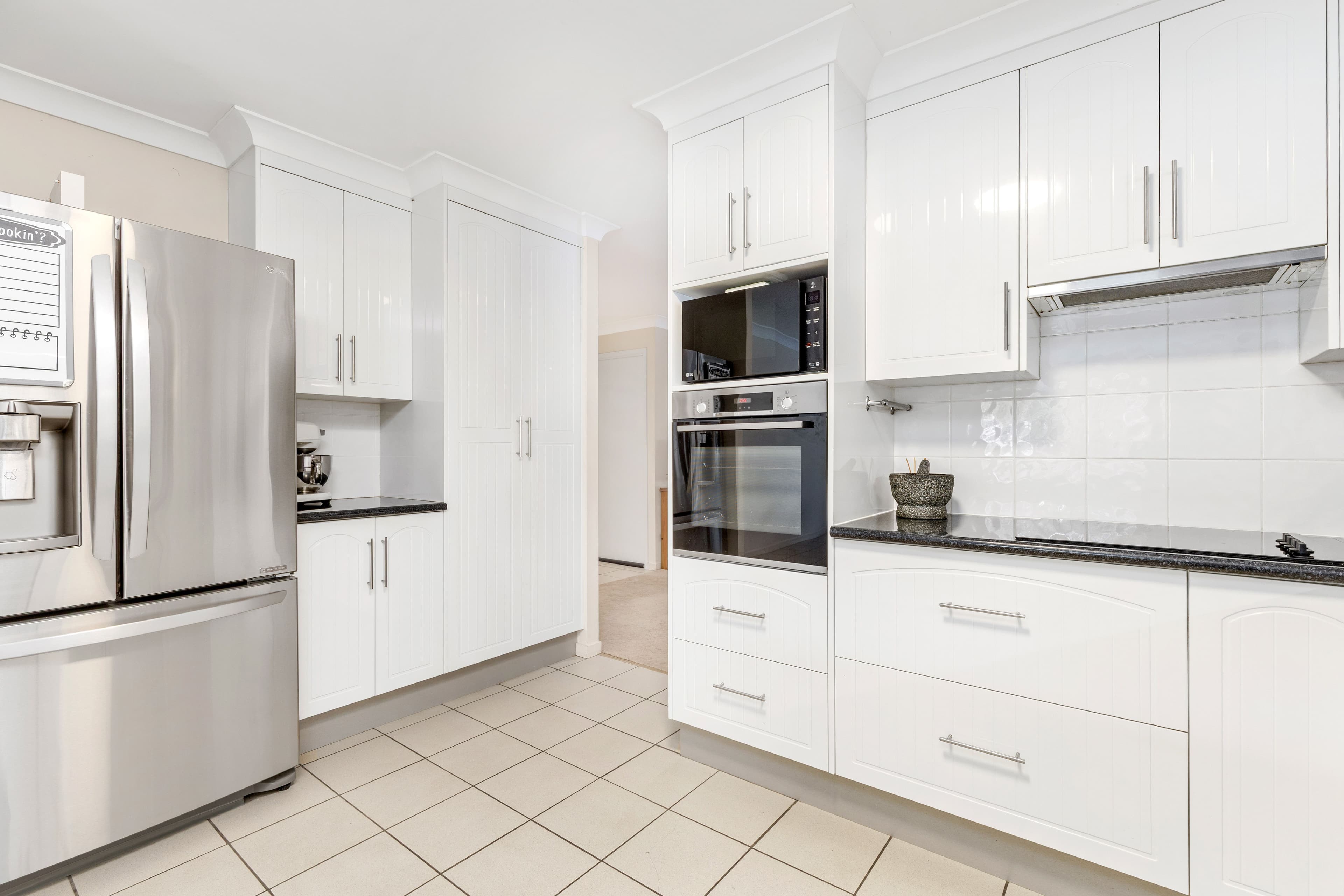 22 Crozier Crescent, Emerald QLD 4720, Emerald - Thumbnail 7