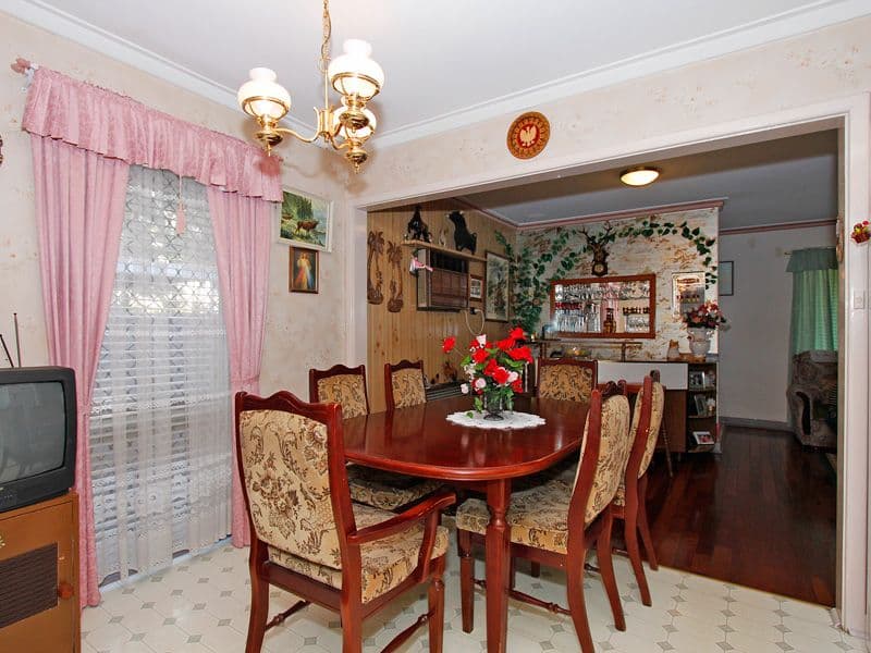 208 Broun Avenue, EMBLETON WA 6062, Embleton - Thumbnail 4