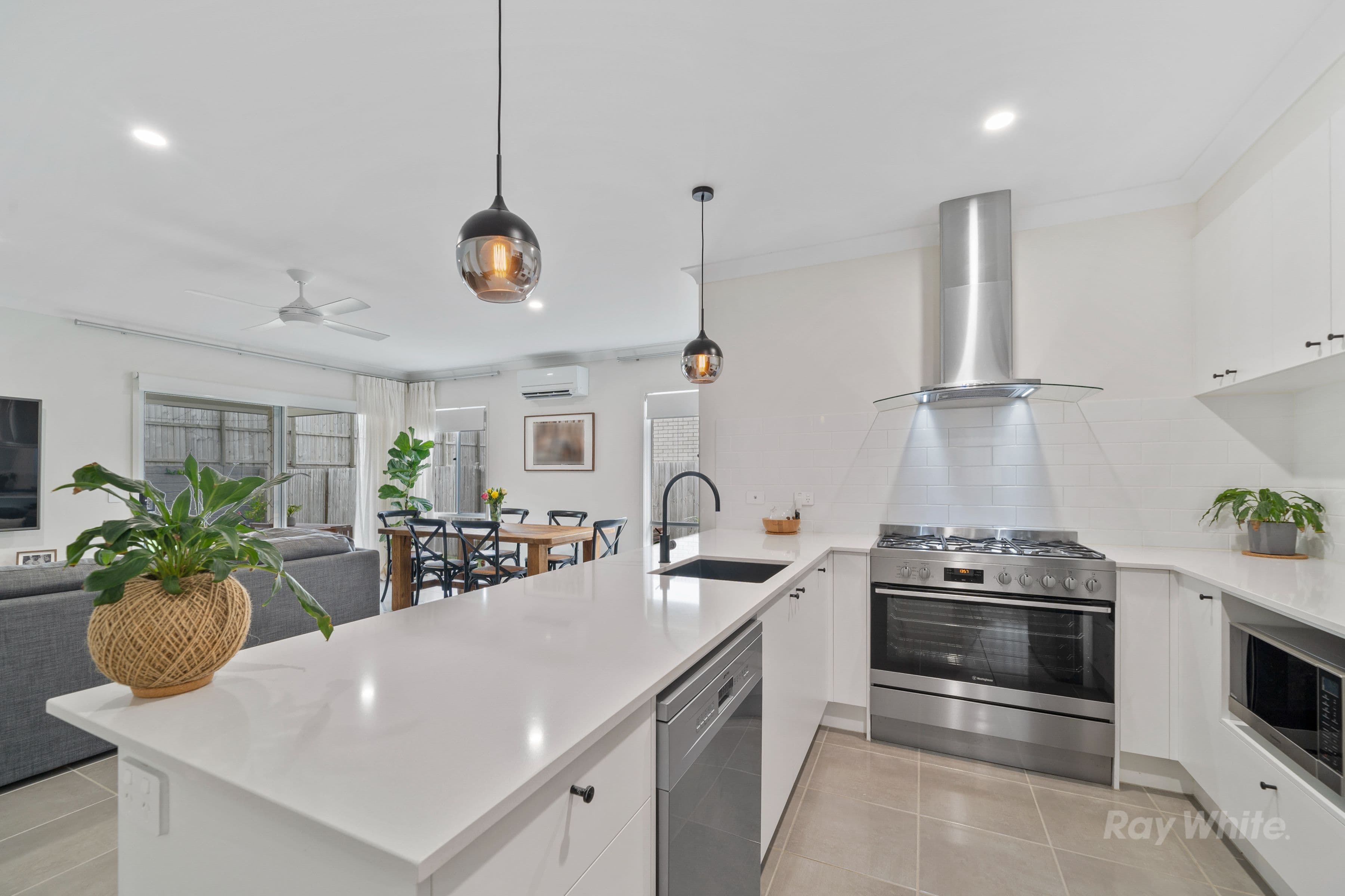 3 Teal Circuit, Greenbank QLD 4124, Greenbank - Thumbnail 5