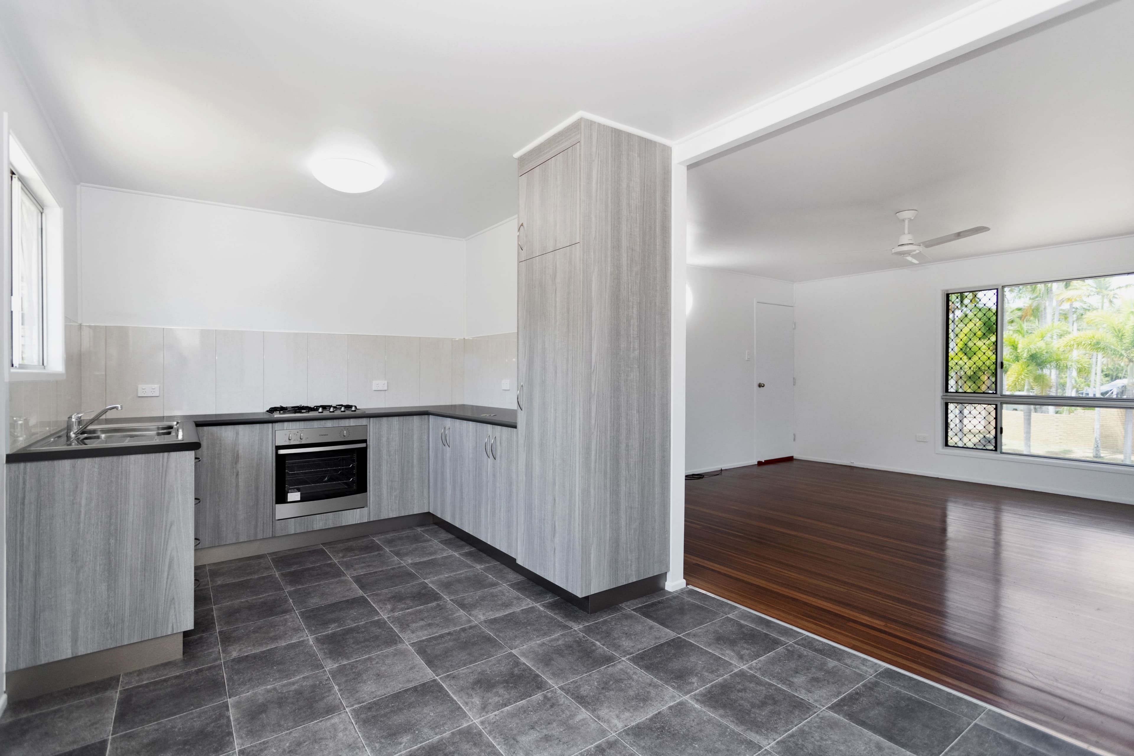 12 Maguire Street, Andergrove QLD 4740, Andergrove - Thumbnail 2