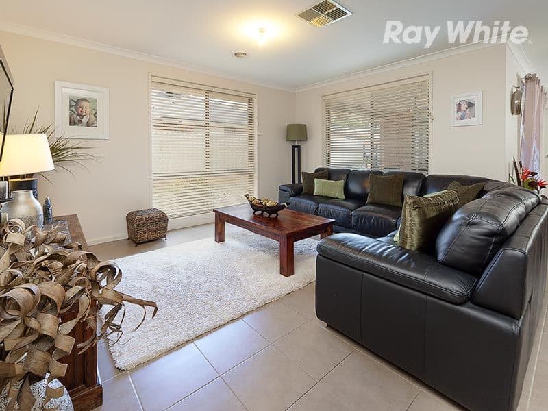 7 MacLeay Court, WODONGA VIC 3690, West Wodonga - Thumbnail 3