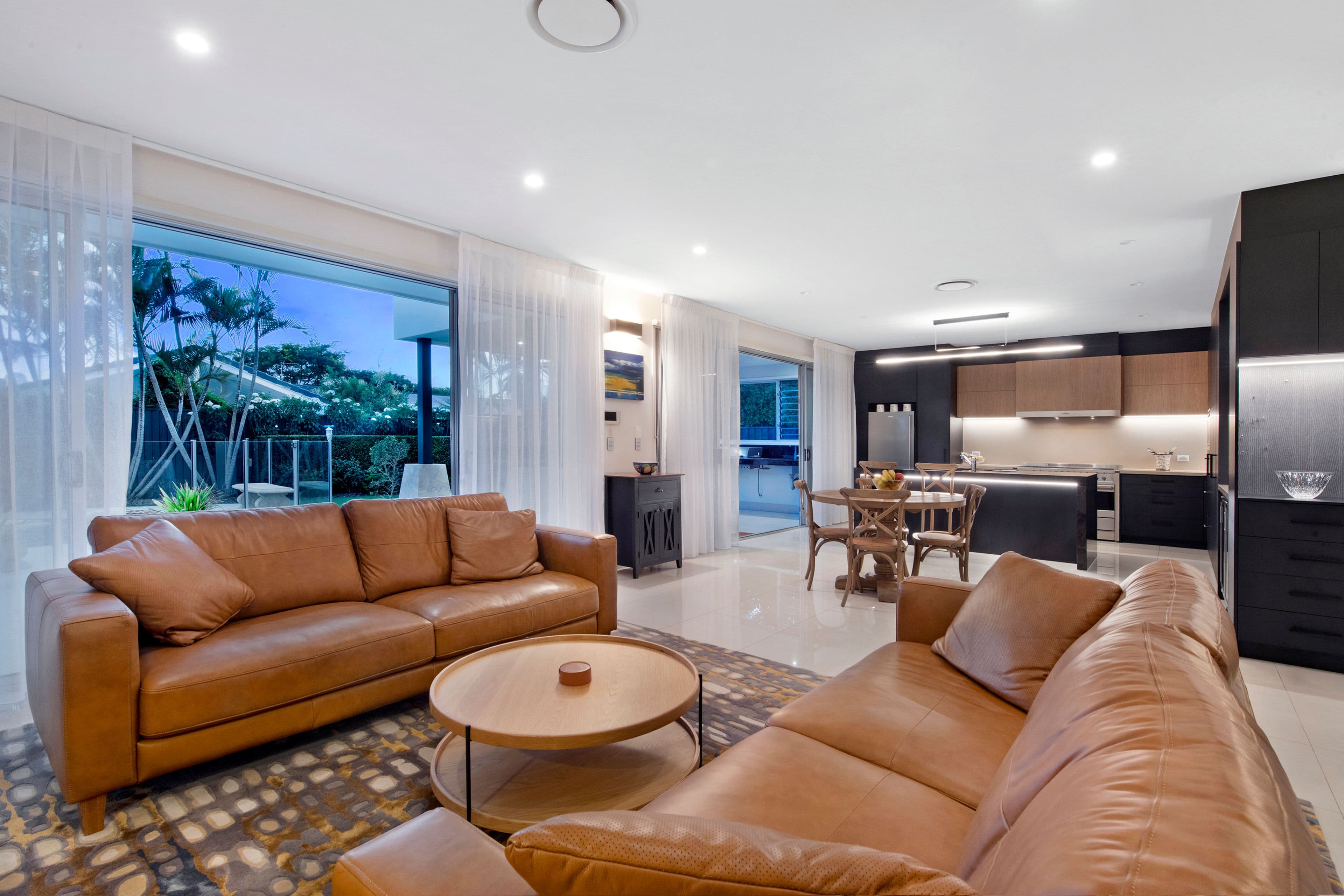 7 Koomooloo Court, Mermaid Waters QLD 4218, Mermaid Waters - Thumbnail 5