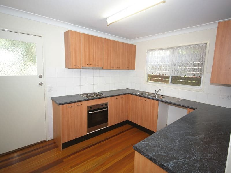 118 Redbank Plains Road, BELLBIRD PARK QLD 4300, Bellbird Park - Thumbnail 5