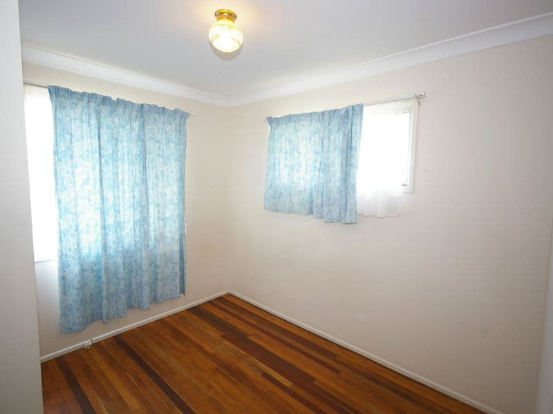 118 Redbank Plains Road, BELLBIRD PARK QLD 4300, Bellbird Park - Thumbnail 7