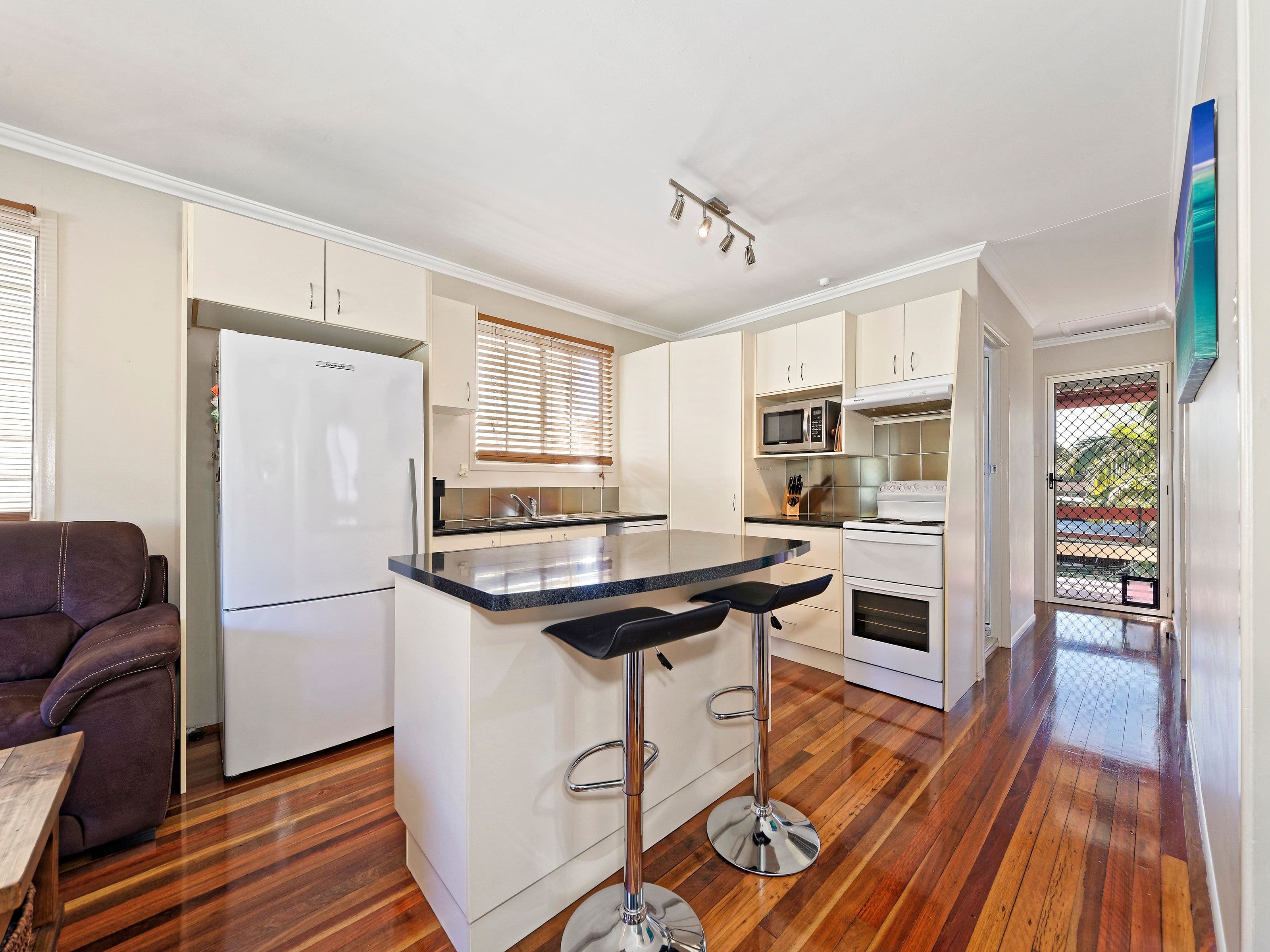 24 Henzell Street, Kippa-Ring QLD 4021, Kippa-Ring - Thumbnail 2