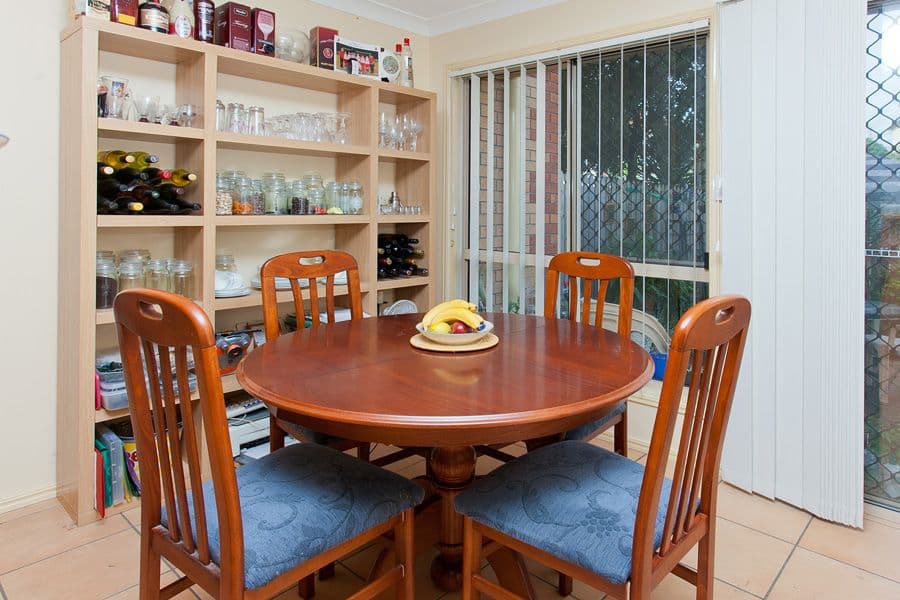 31 Birdwood Road, HOLLAND PARK WEST QLD 4121, Holland Park West - Thumbnail 2