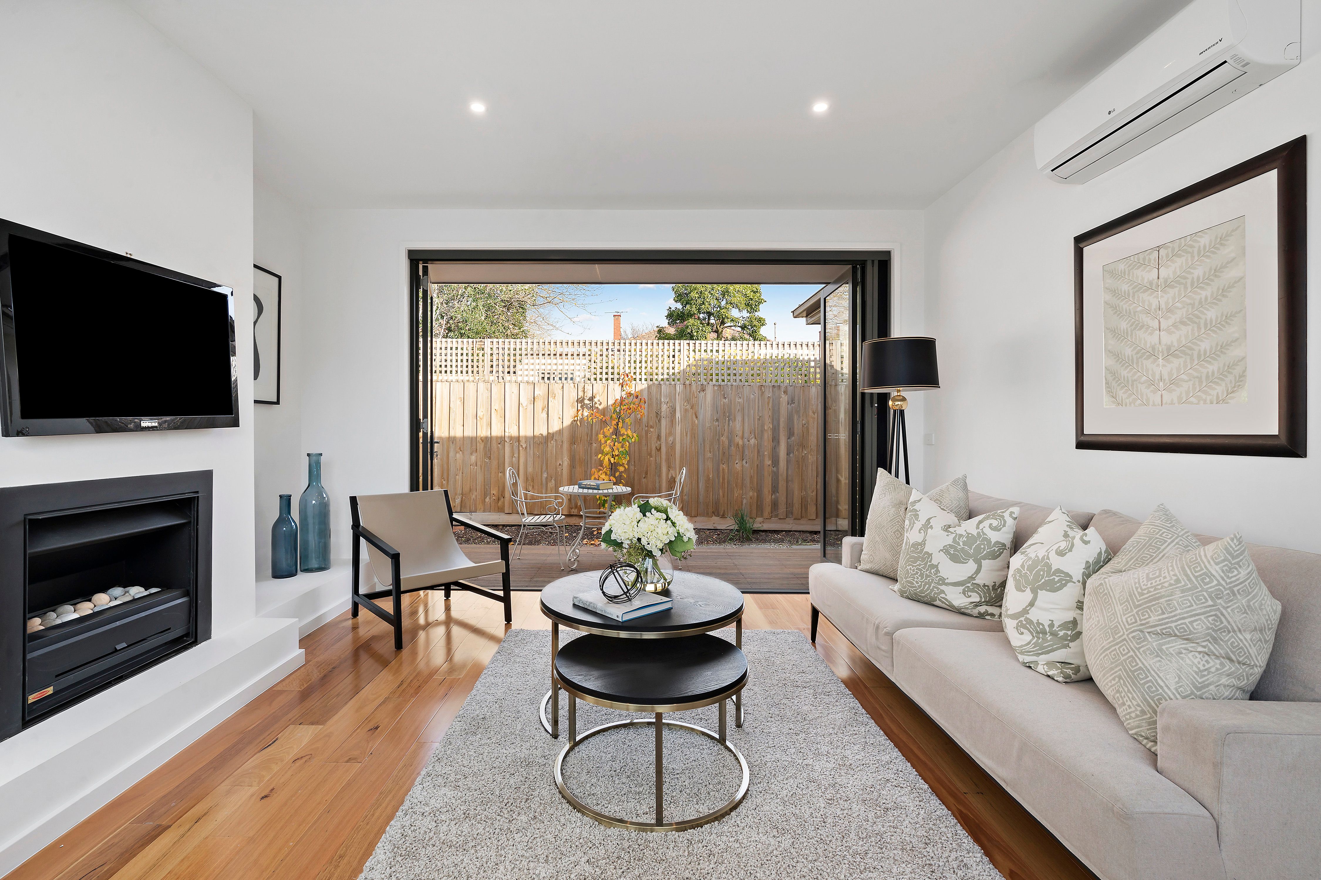 18 Lesley Street, Camberwell VIC 3124, Camberwell - Thumbnail 2
