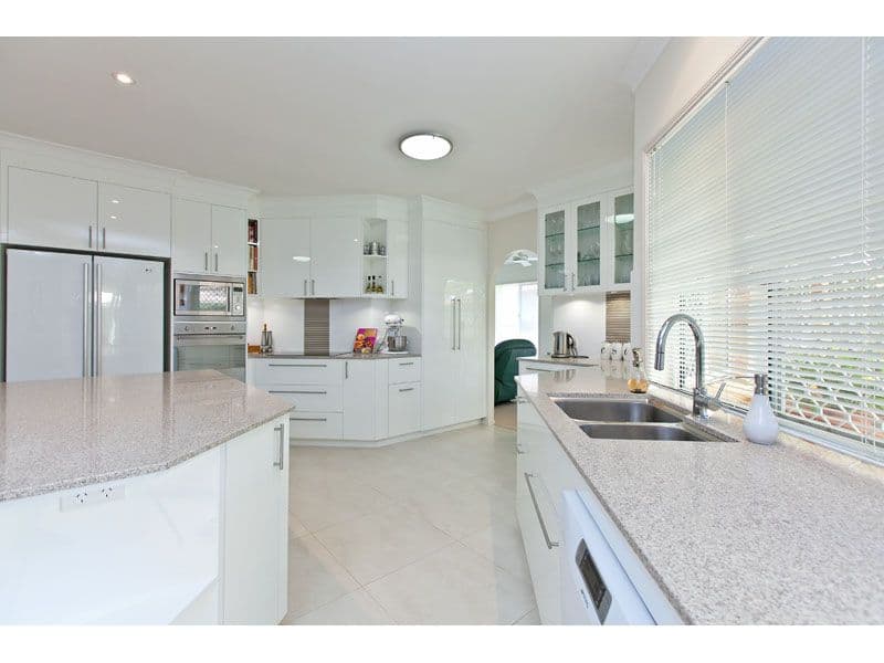 4 Seavista Court, VICTORIA POINT QLD 4165, Victoria Point - Thumbnail 4