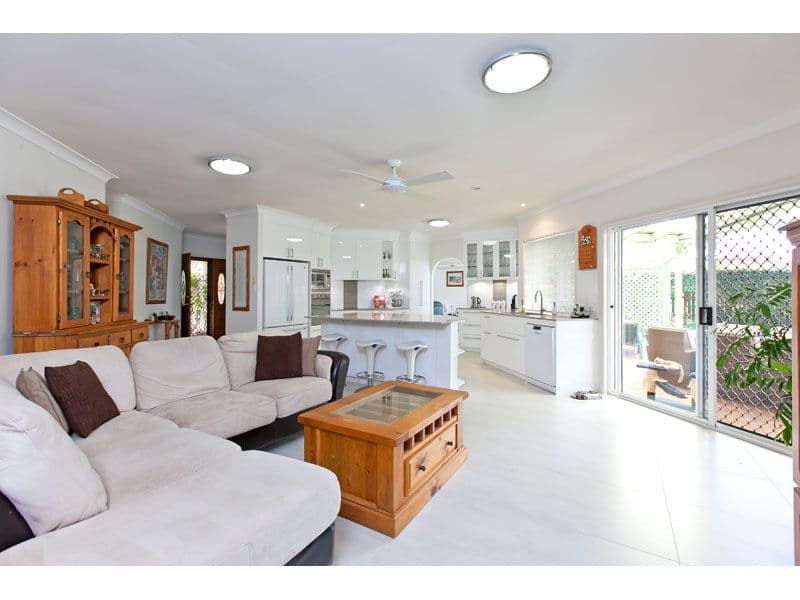 4 Seavista Court, VICTORIA POINT QLD 4165, Victoria Point - Thumbnail 5