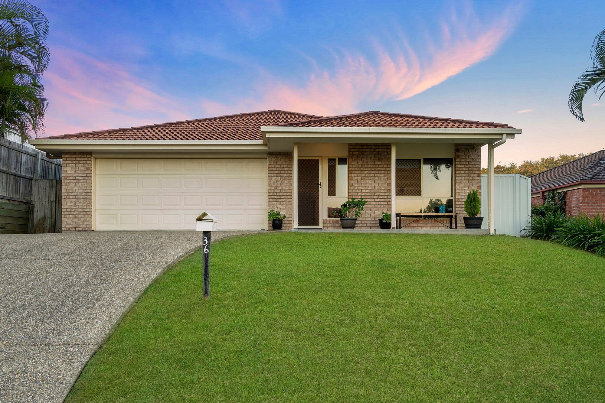 36 Mountain View Crescent, Mount Warren Park QLD 4207, Mount Warren Park - Thumbnail 2
