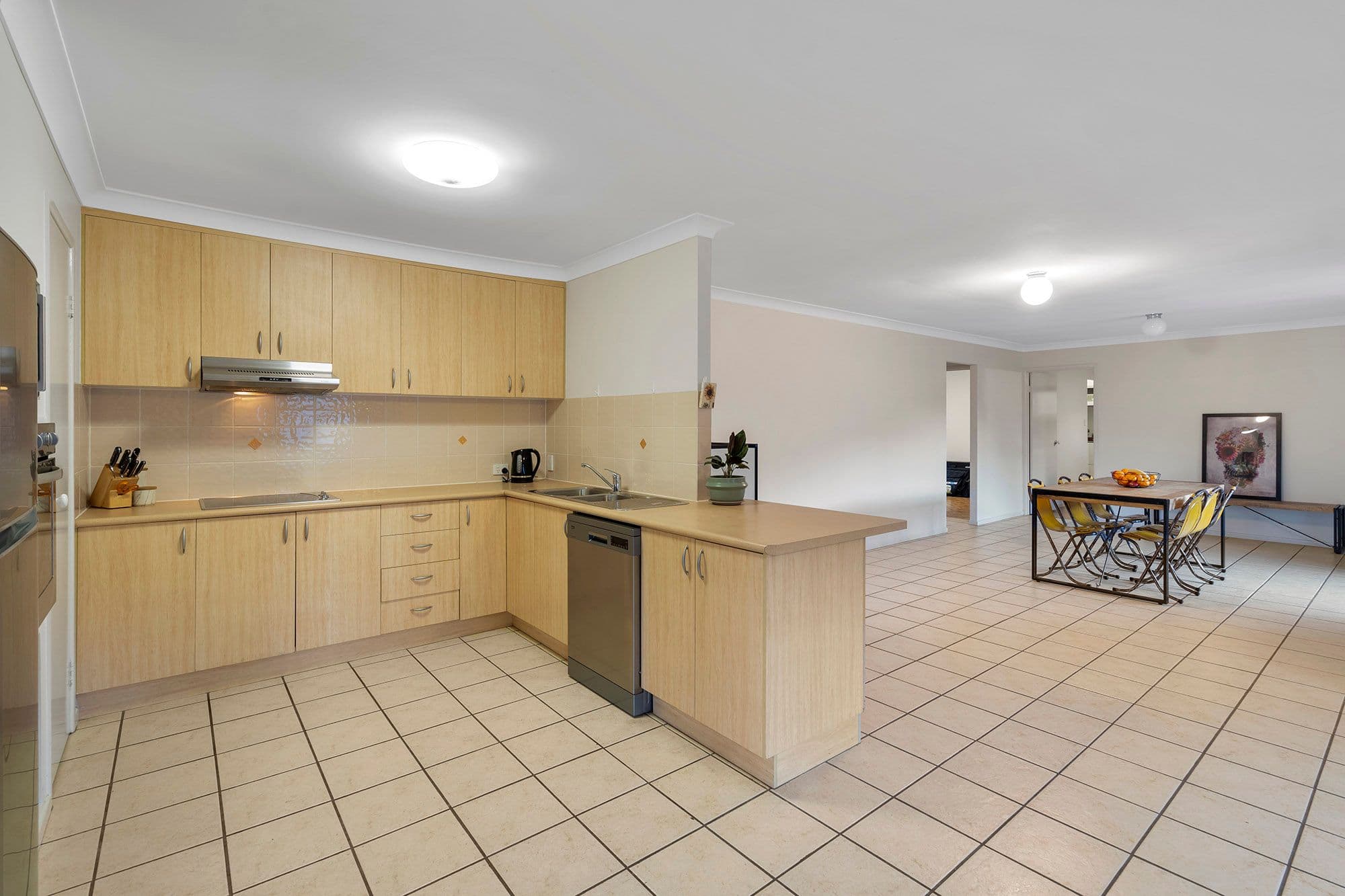 36 Mountain View Crescent, Mount Warren Park QLD 4207, Mount Warren Park - Thumbnail 4