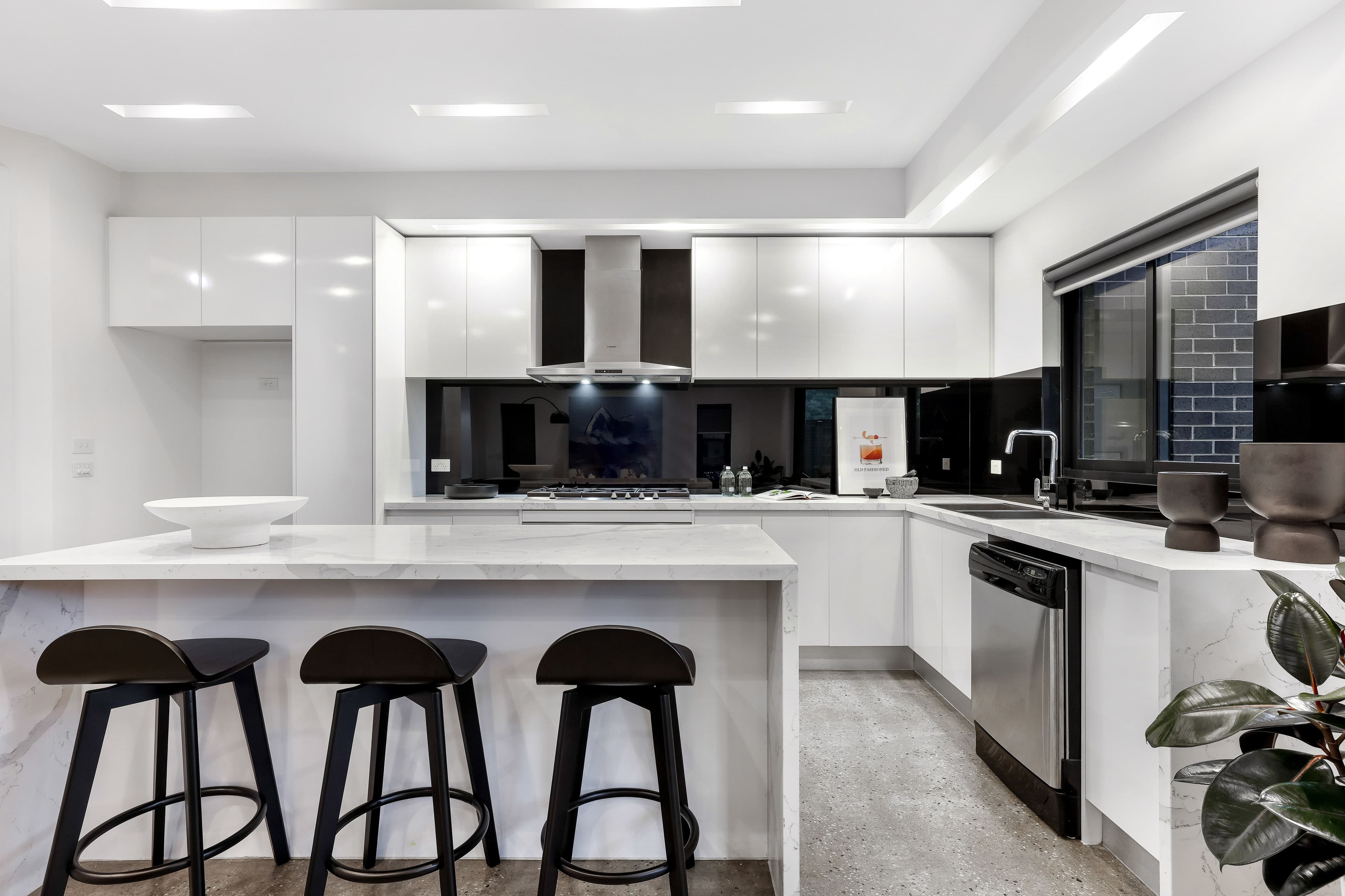 12 Sherwood Street, Hadfield VIC 3046, Hadfield - Thumbnail 4