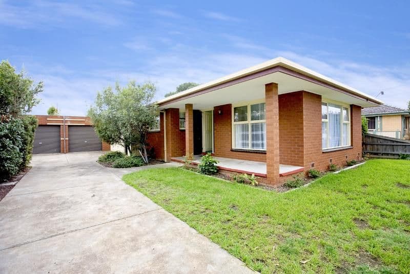 33 Talpa Crescent, CORIO VIC 3214, Corio - Thumbnail 2
