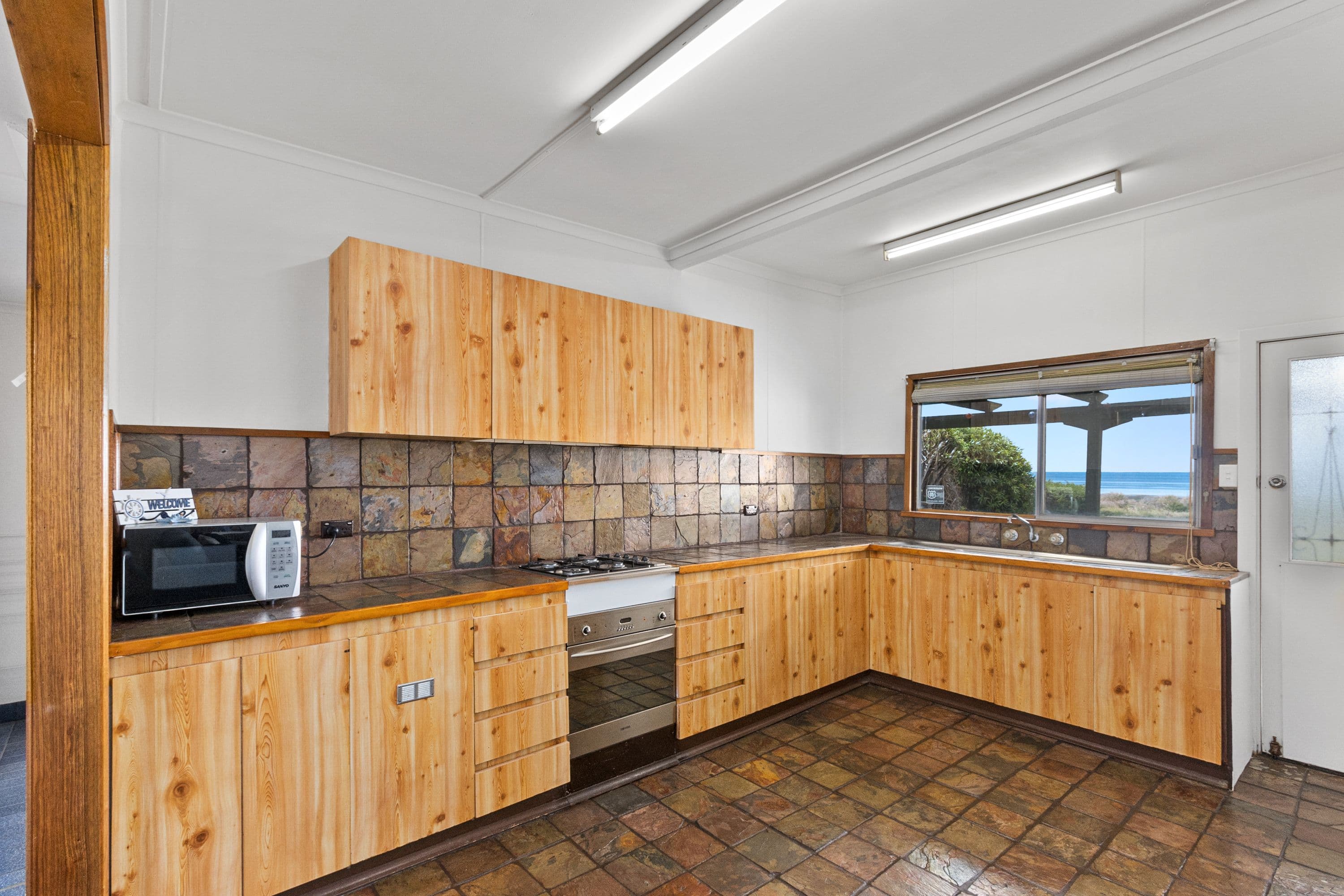 63 Esplanade, Point Turton SA 5575, Point Turton - Thumbnail 8