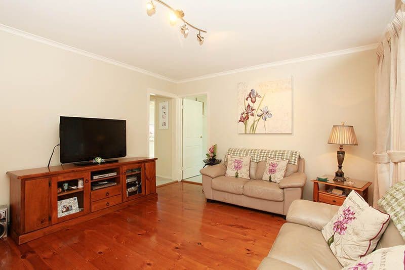 13 Miranda Road, Reservoir VIC 3073, Reservoir - Thumbnail 7
