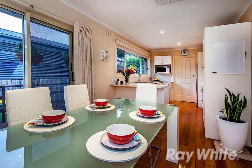 9 Tarana Avenue, Upper Ferntree Gully VIC 3156, Upper Ferntree Gully - Thumbnail 5
