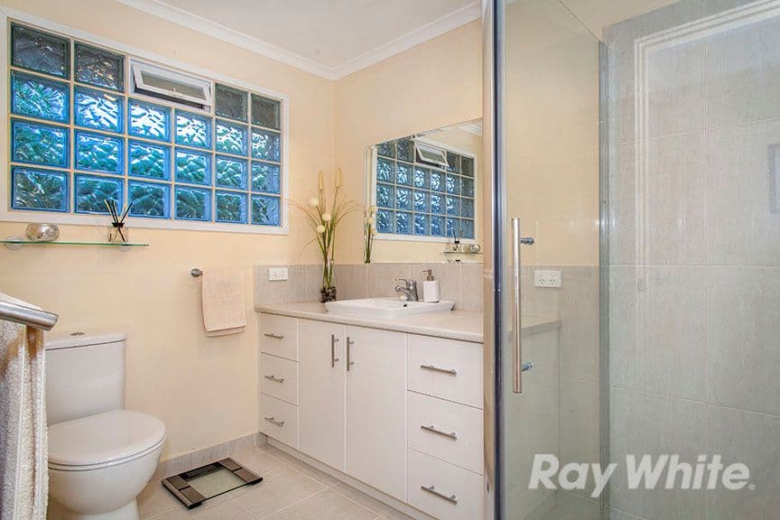 9 Tarana Avenue, Upper Ferntree Gully VIC 3156, Upper Ferntree Gully - Thumbnail 6
