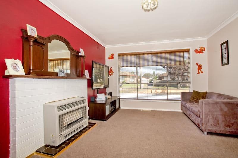 3 Teresa Avenue, CORIO VIC 3214, Corio - Thumbnail 3