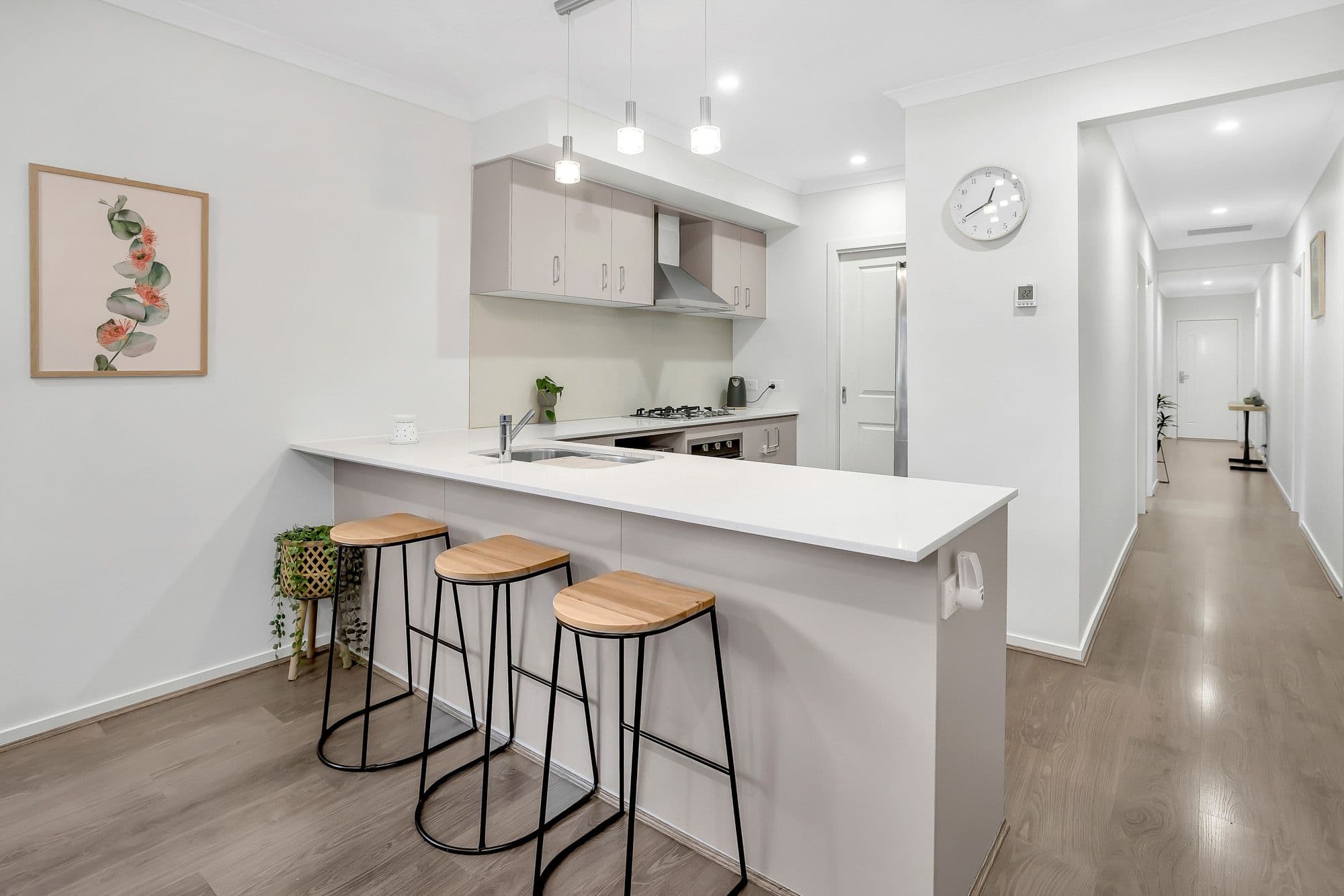 8 Crestfield Way, Wyndham Vale VIC 3024, Wyndham Vale - Thumbnail 3
