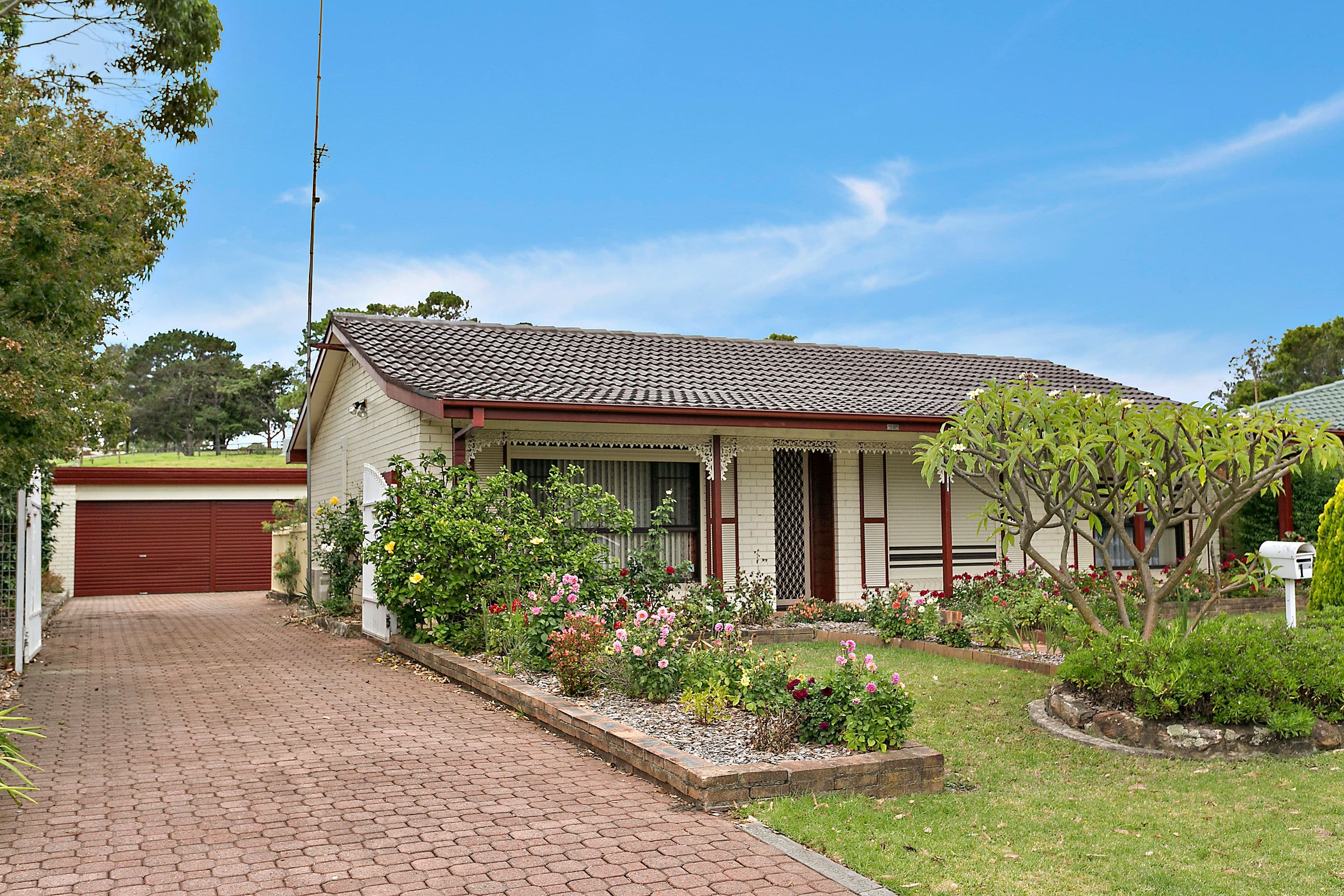 1 Birra Drive, Oak Flats - Image 1
