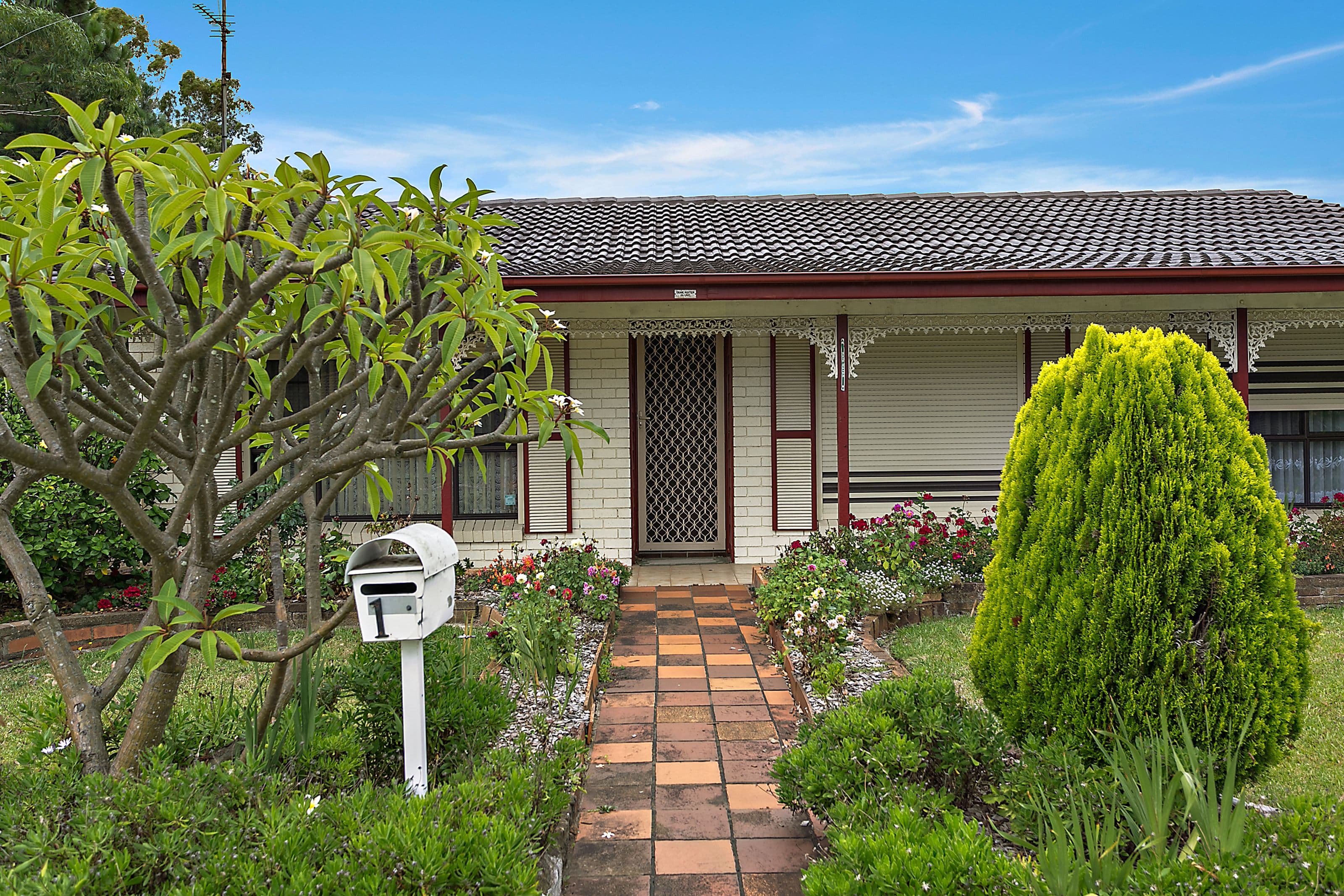 1 Birra Drive, Oak Flats - Thumbnail 2