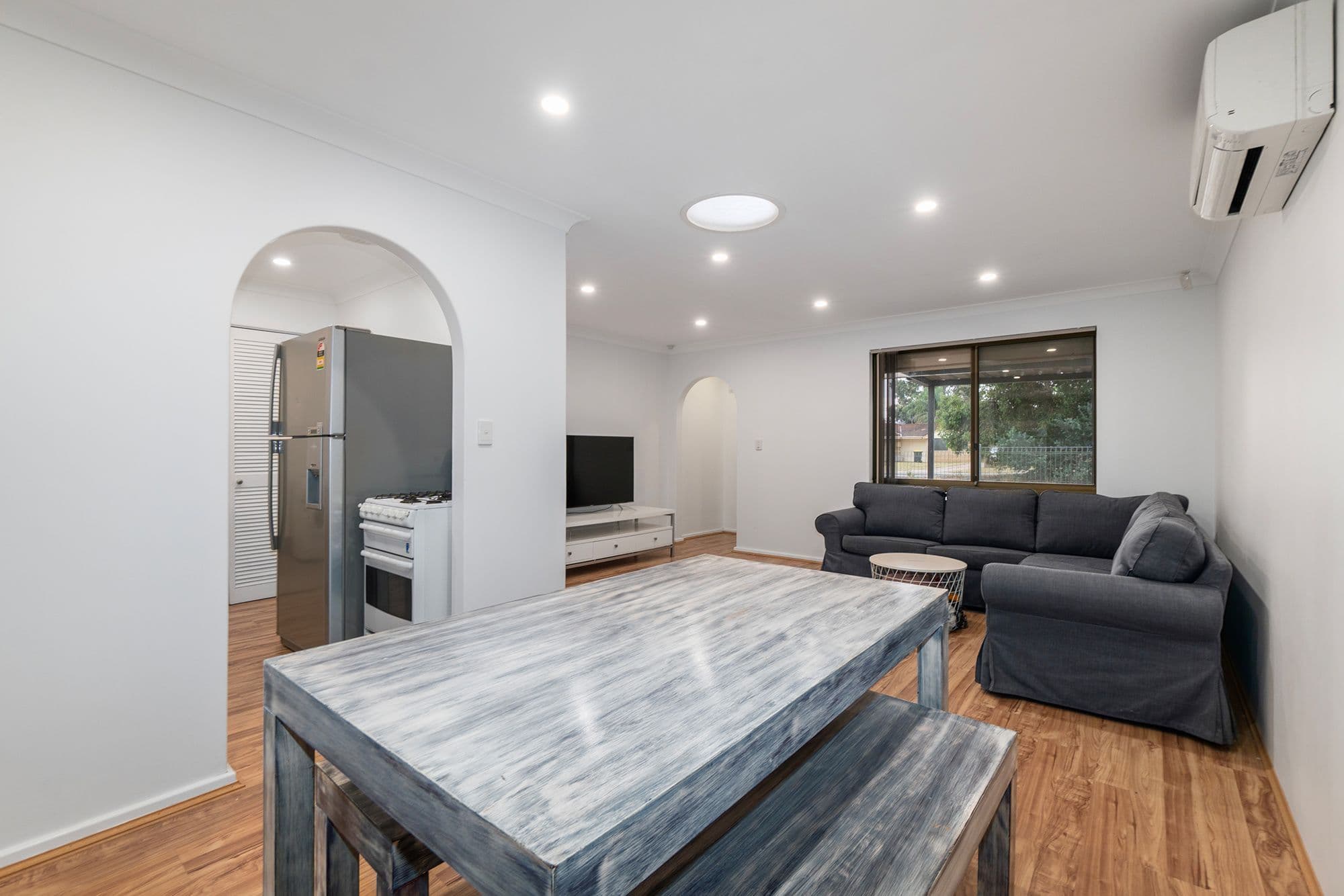 67 Blackadder Road, Swan View WA 6056, Swan View - Image 1