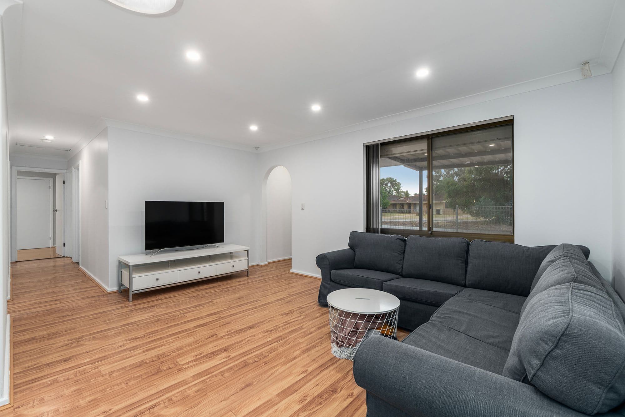 67 Blackadder Road, Swan View WA 6056, Swan View - Thumbnail 4